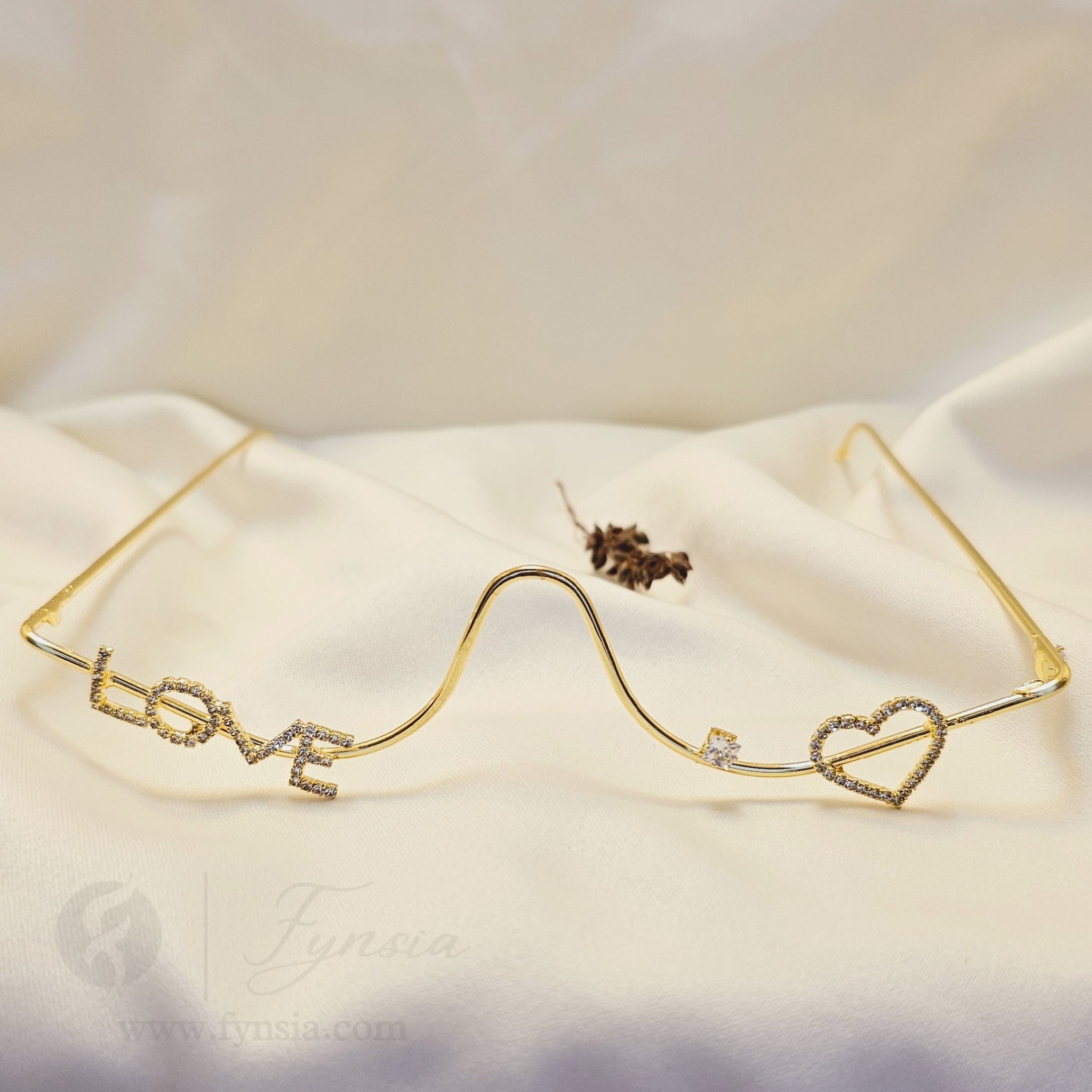 Poonam Zirconia Trendy Facelet | Fynsia