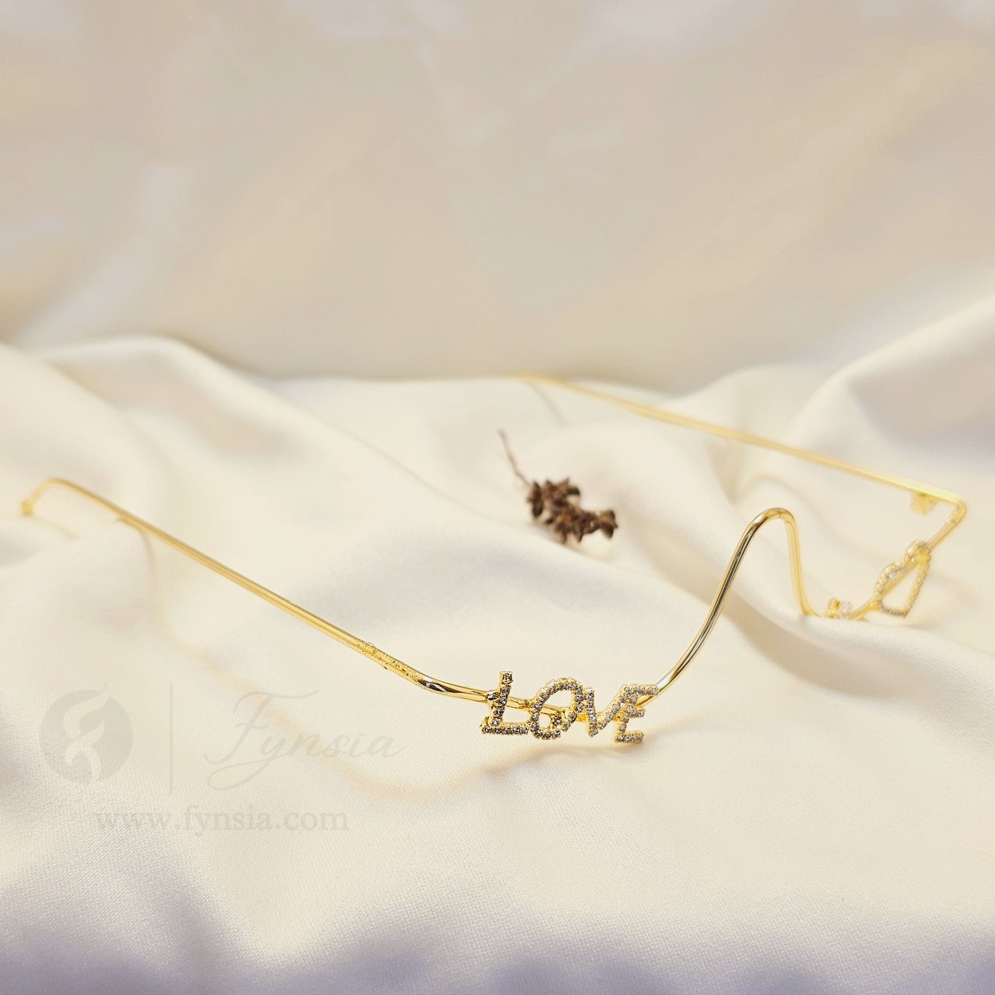 Poonam Zirconia Trendy Facelet | Fynsia
