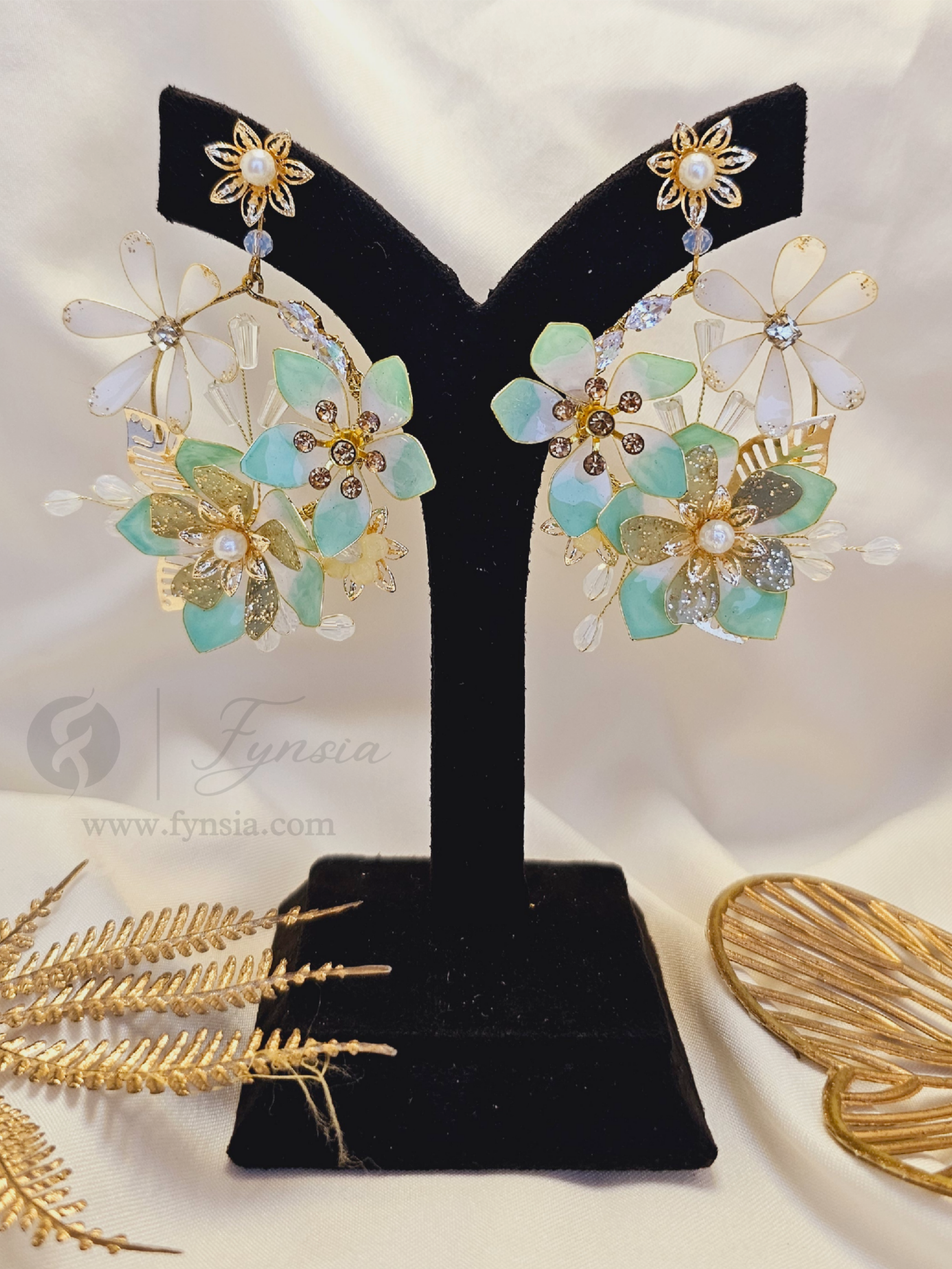 Samaira Premium Resin Earring - Handmade Custom Color | Fynsia