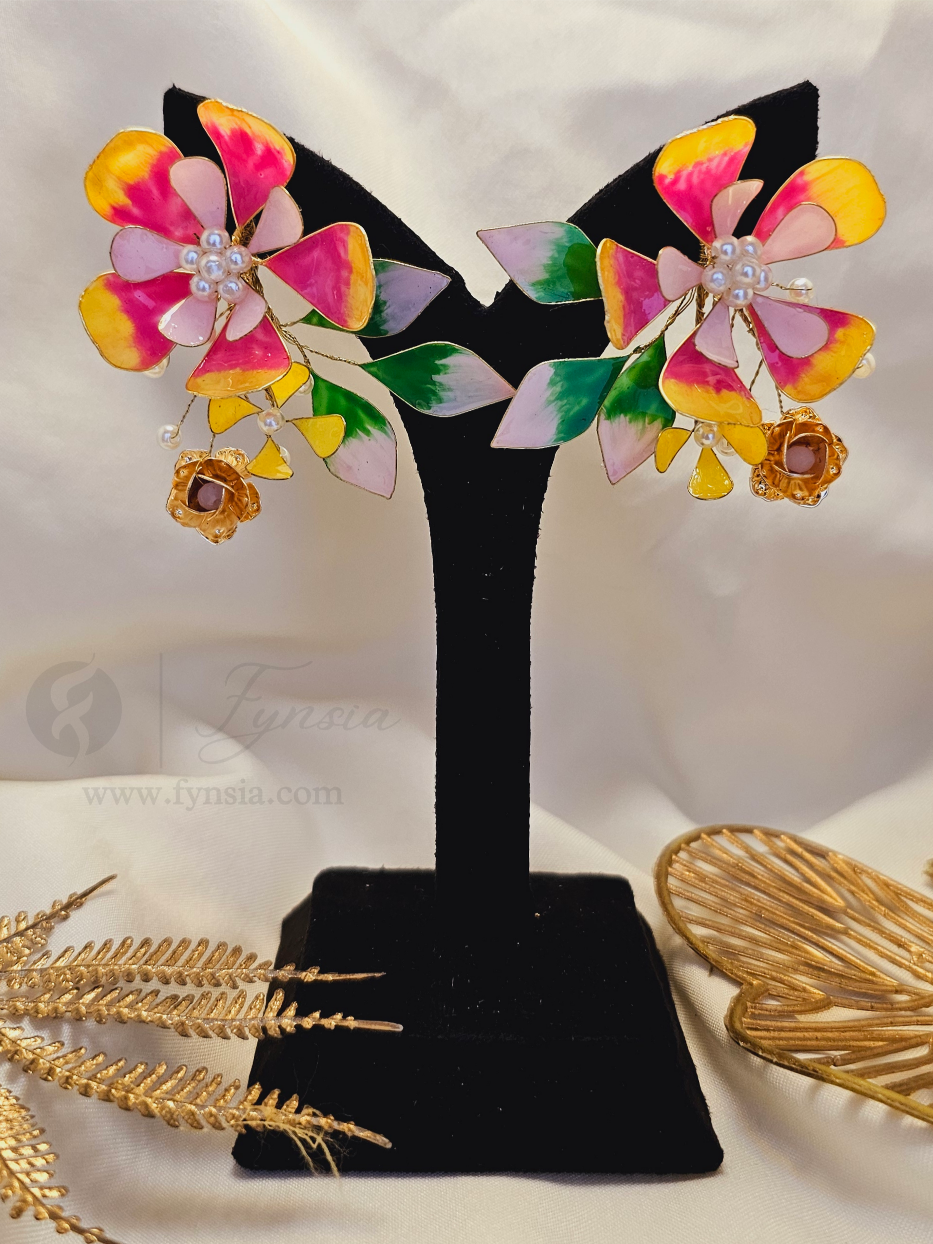 Kashvi Premium Resin Earring - Handmade Custom Color | Fynsia