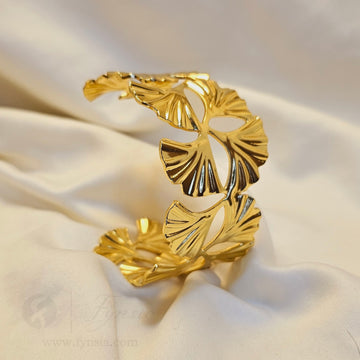Fiona Golden Stainless Steel Chunky Kada – Free Size Bracelet | Fynsia