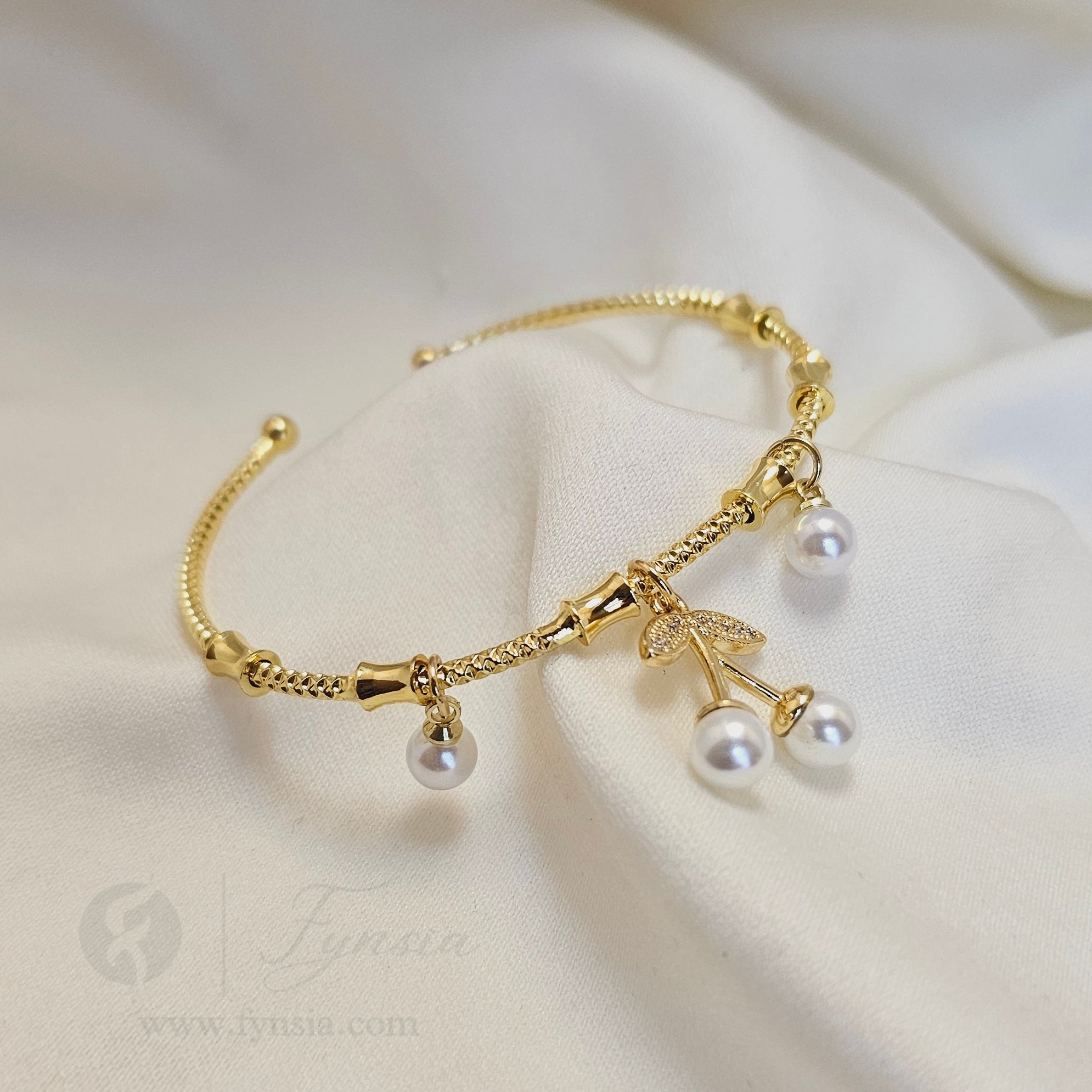 Bella Charms Anti Tarnish Bracelet – Stainless Steel Kada | Fynsia