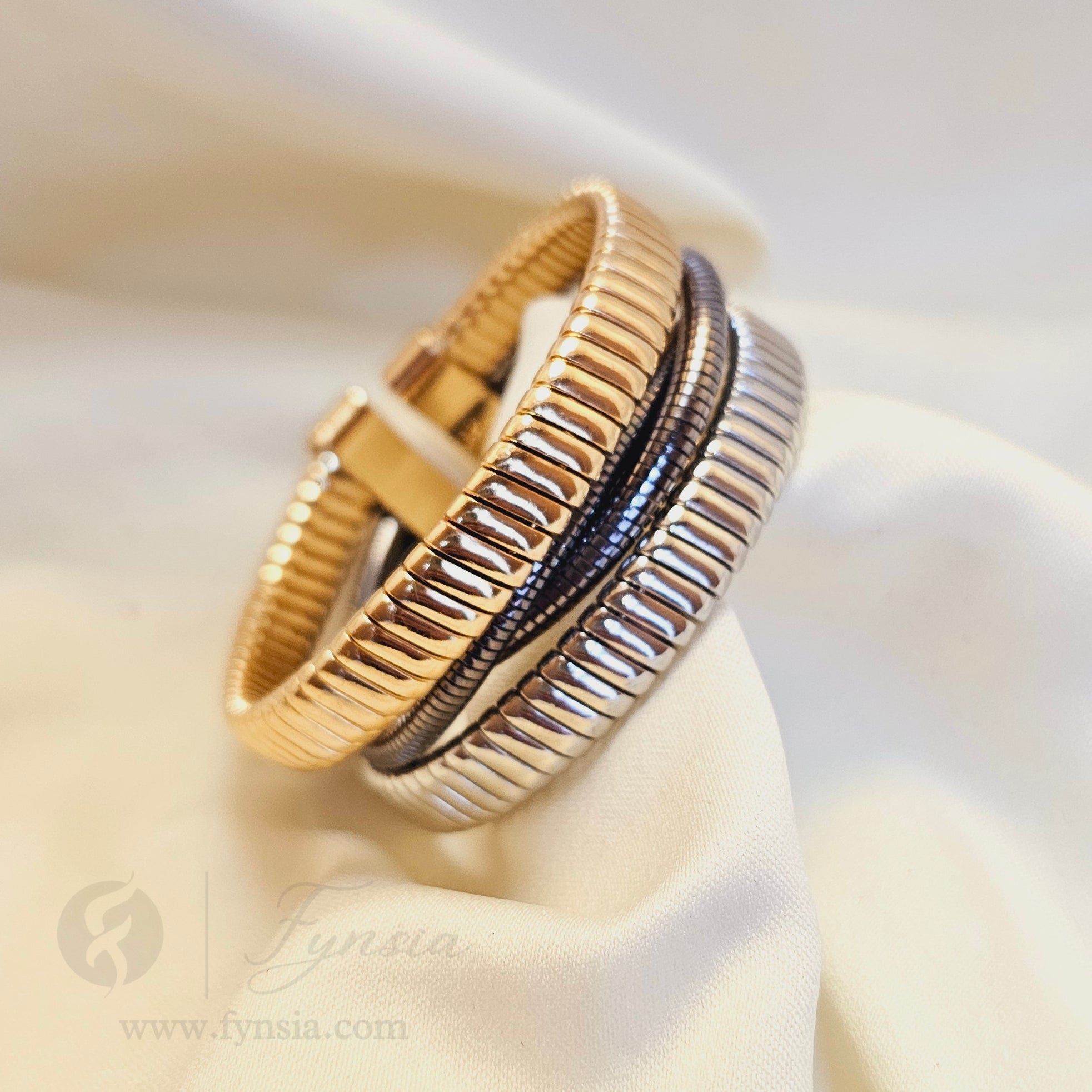 Royal Spiral Kada – Two Tone Free Size Bracelet | Fynsia