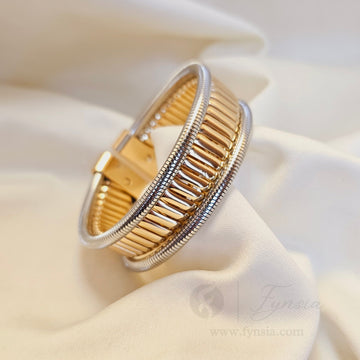Serene Spiral Kada – Two Tone Free Size Bracelet | Fynsia