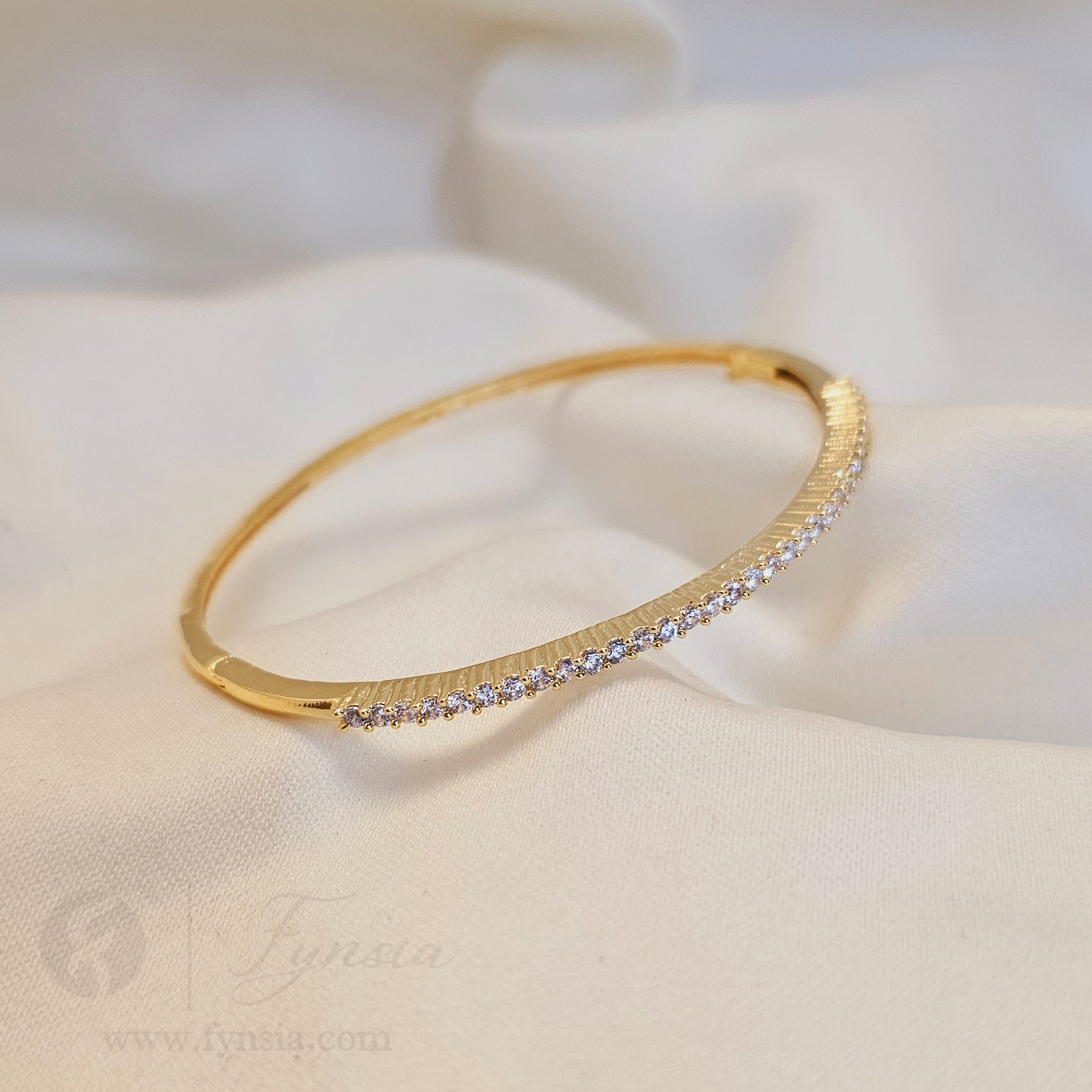 Fiza Zirconia Bracelet – Gold Tone Kada | Fynsia