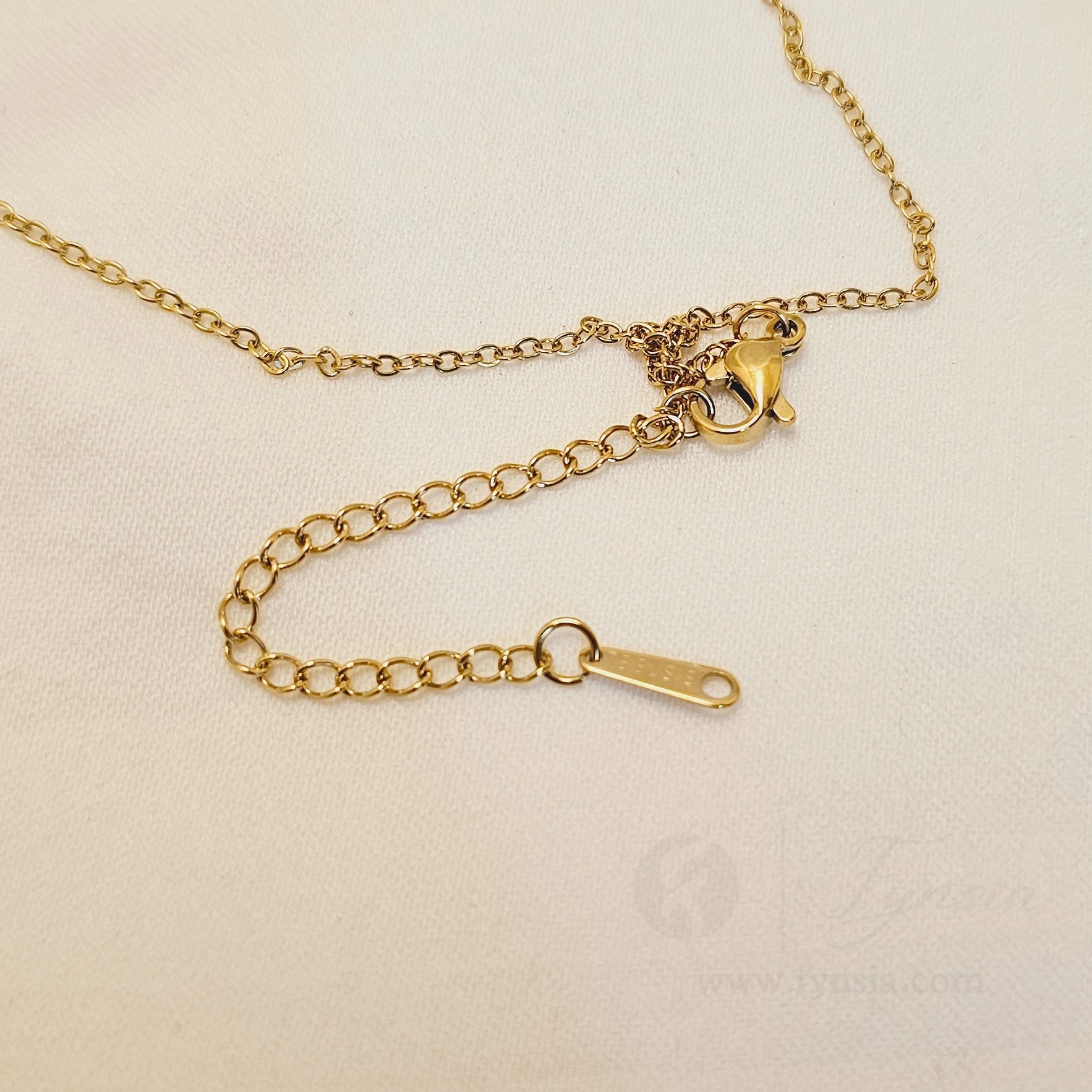 Jaguar Zirconia Multi Gold Tone Pendant Chain Set With Earrings | Fynsia