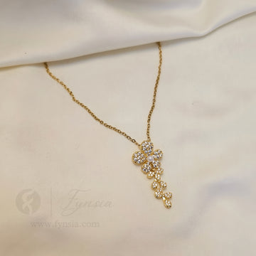 Flora Neckchain – 18K Gold Tone Stainless Steel | Fynsia