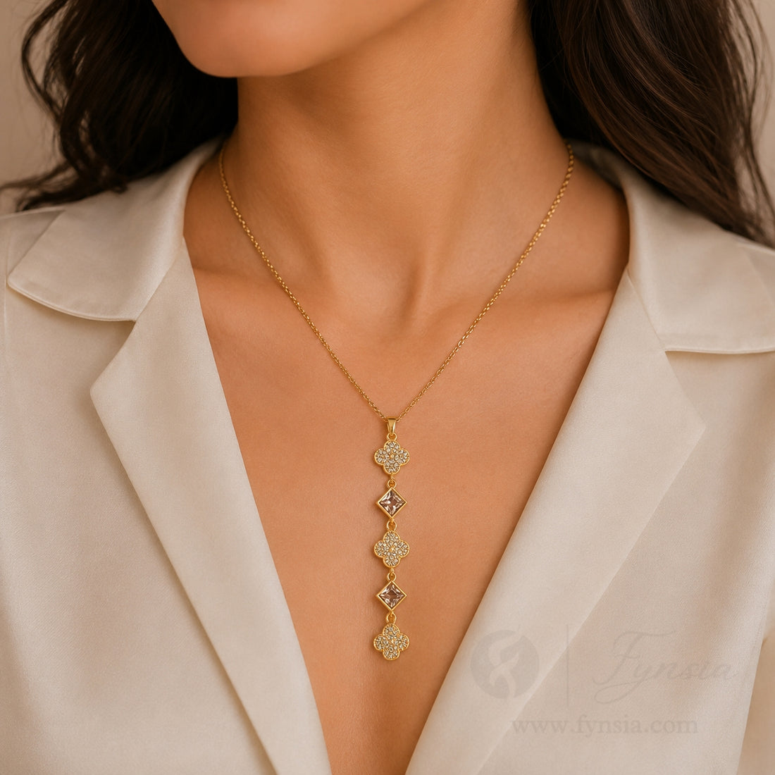 Georgia Long Neckchain – 18K Gold Tone Stainless Steel | Fynsia