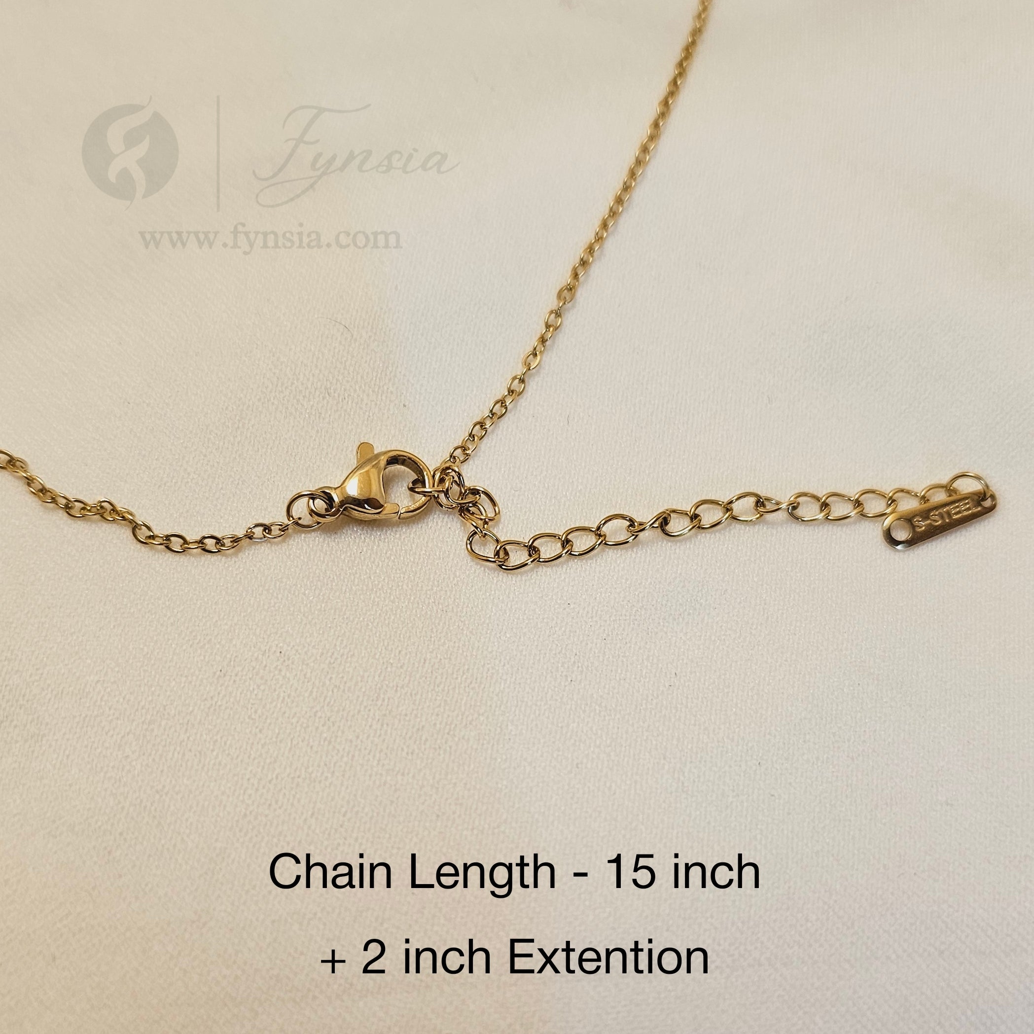 Charm Drop Neckchain – 18K Gold Tone Stainless Steel | Fynsia