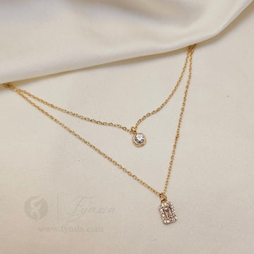 Baguette Dual Layered Neckchain – 18K Gold Tone Stainless Steel | Fynsia