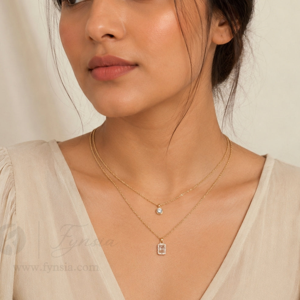 Baguette Dual Layered Neckchain – 18K Gold Tone Stainless Steel | Fynsia