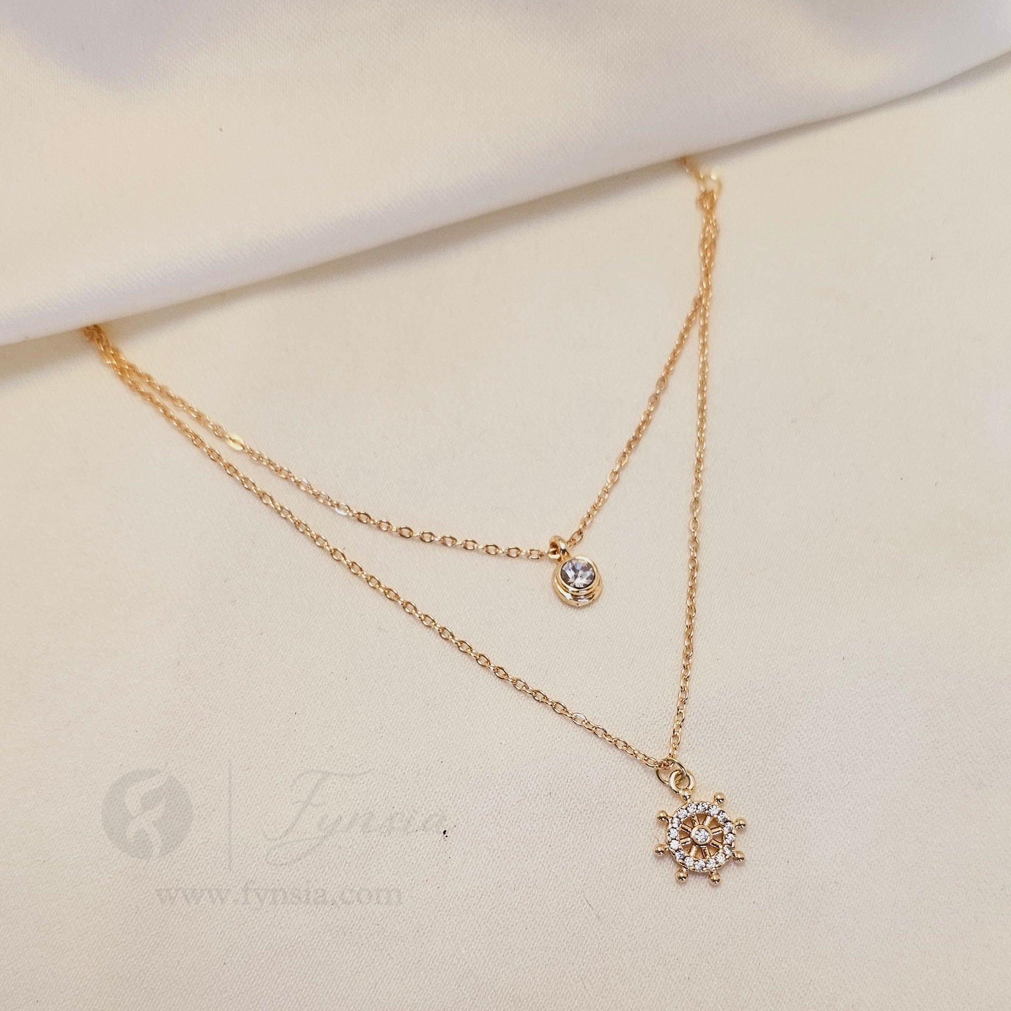 Snowflake Dual Layered Neckchain – 18K Gold Tone Stainless Steel | Fynsia