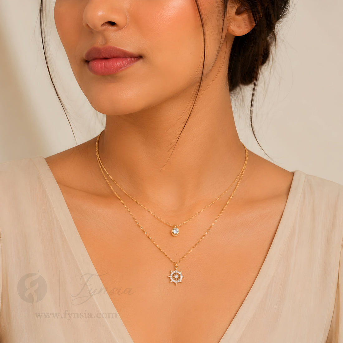 Snowflake Dual Layered Neckchain – 18K Gold Tone Stainless Steel | Fynsia