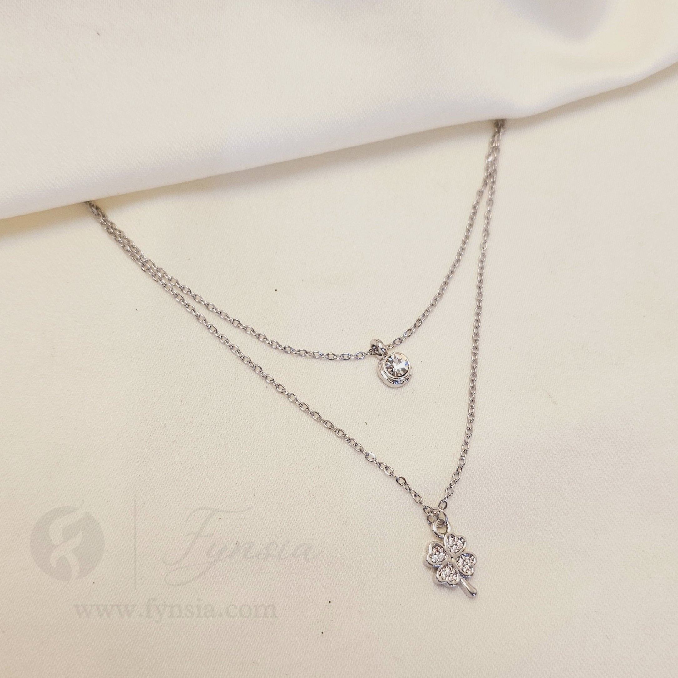 Four Leaf Clove Dual Layered Neckchain – Silver Tone Stainless Steel | Fynsia