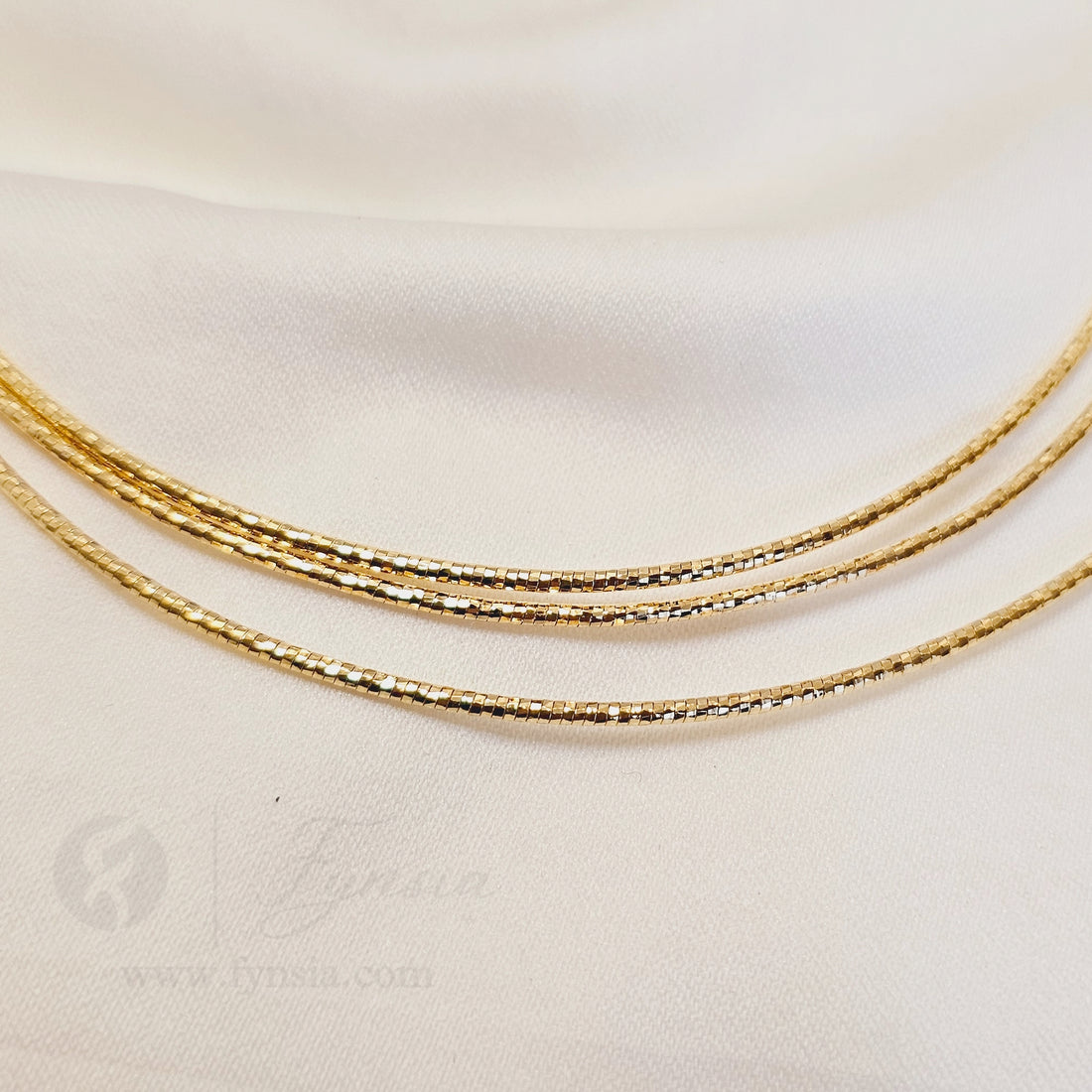 Xuping 3-Layer Herringbone Gold Tone Neckchain – Demi-Fine Jewelry | Fynsia -
