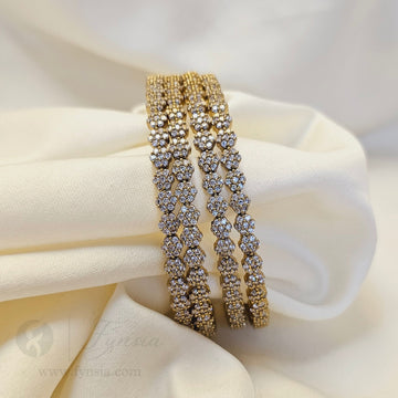 Famia Antique Tone 4pc American Diamond Bangles | Occational Wear bangles | Fynsia