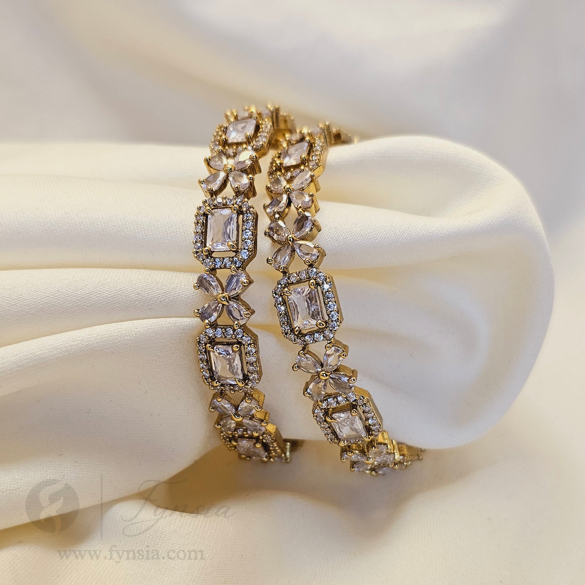 Jasleen Antique Tone 2pc American Diamond Bangles | Occational Wear bangles | Fynsia