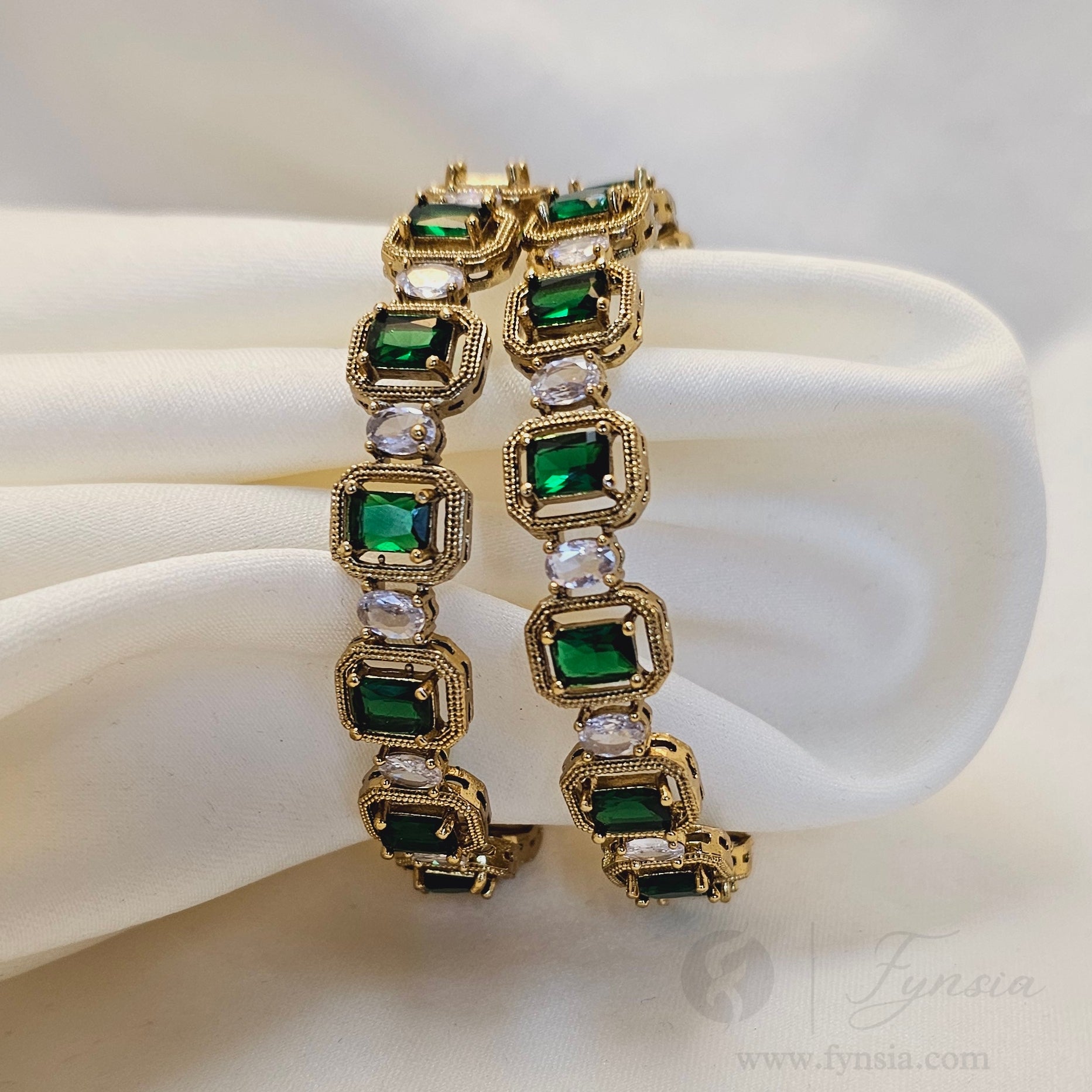 Premium Green Antique Tone 2pc Bangles | Occational Wear bangles | Fynsia