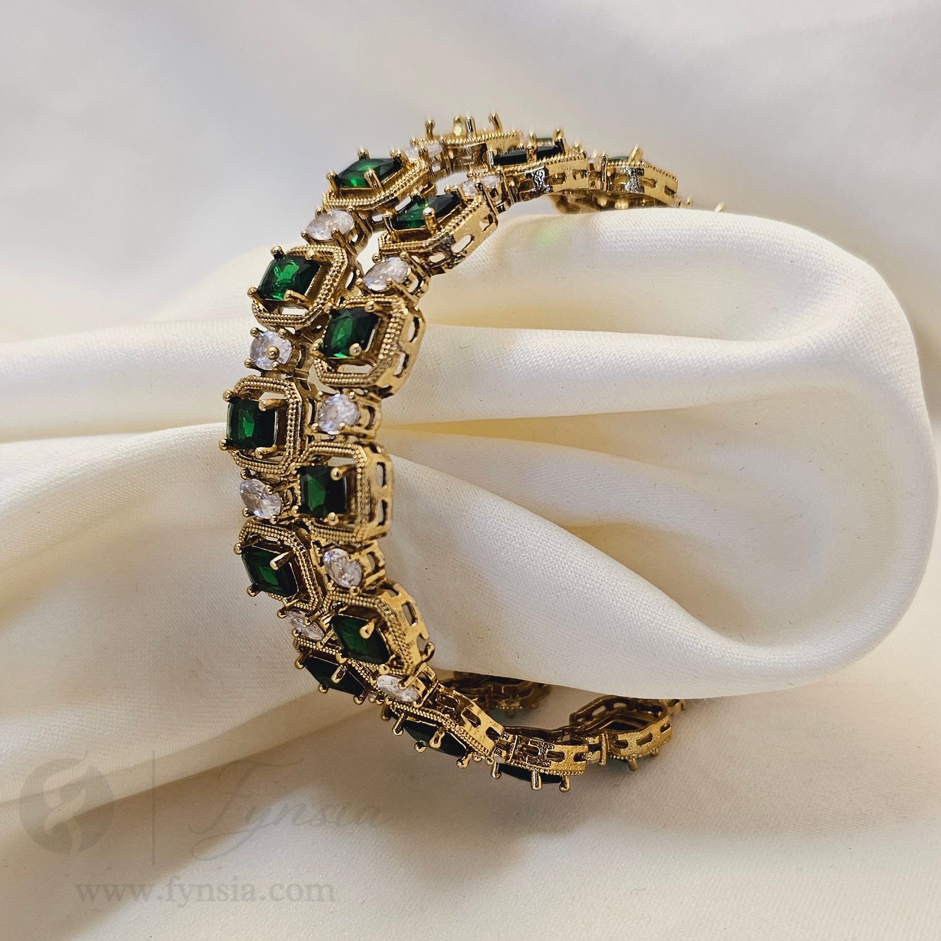 Premium Green Antique Tone 2pc Bangles | Occational Wear bangles | Fynsia