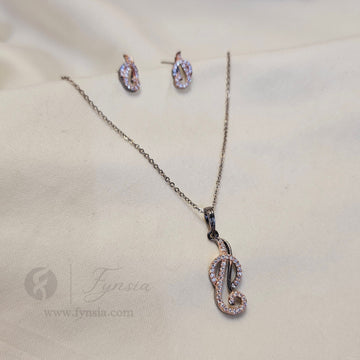 SALE ANTI-TARNISH PENDANT SET - 49 | Fynsia