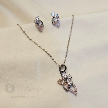 SALE ANTI-TARNISH PENDANT SET - 47 | Fynsia