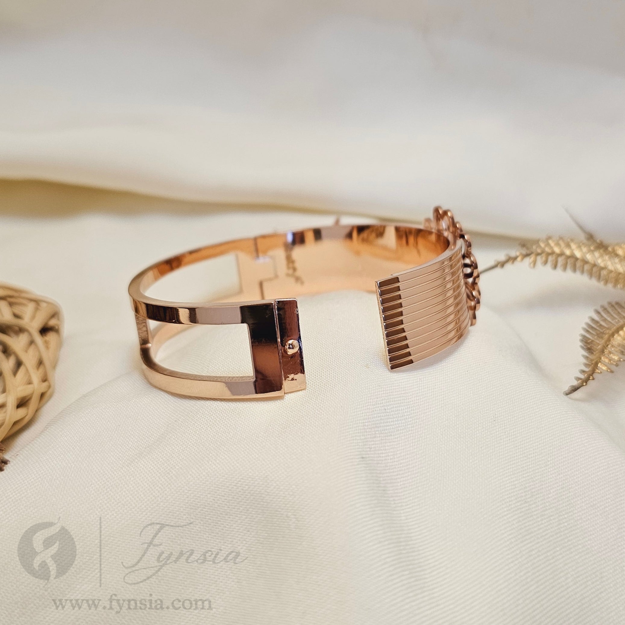 Ziva Anti Tarnish Kada – Stainless Steel Bracelet | Fynsia