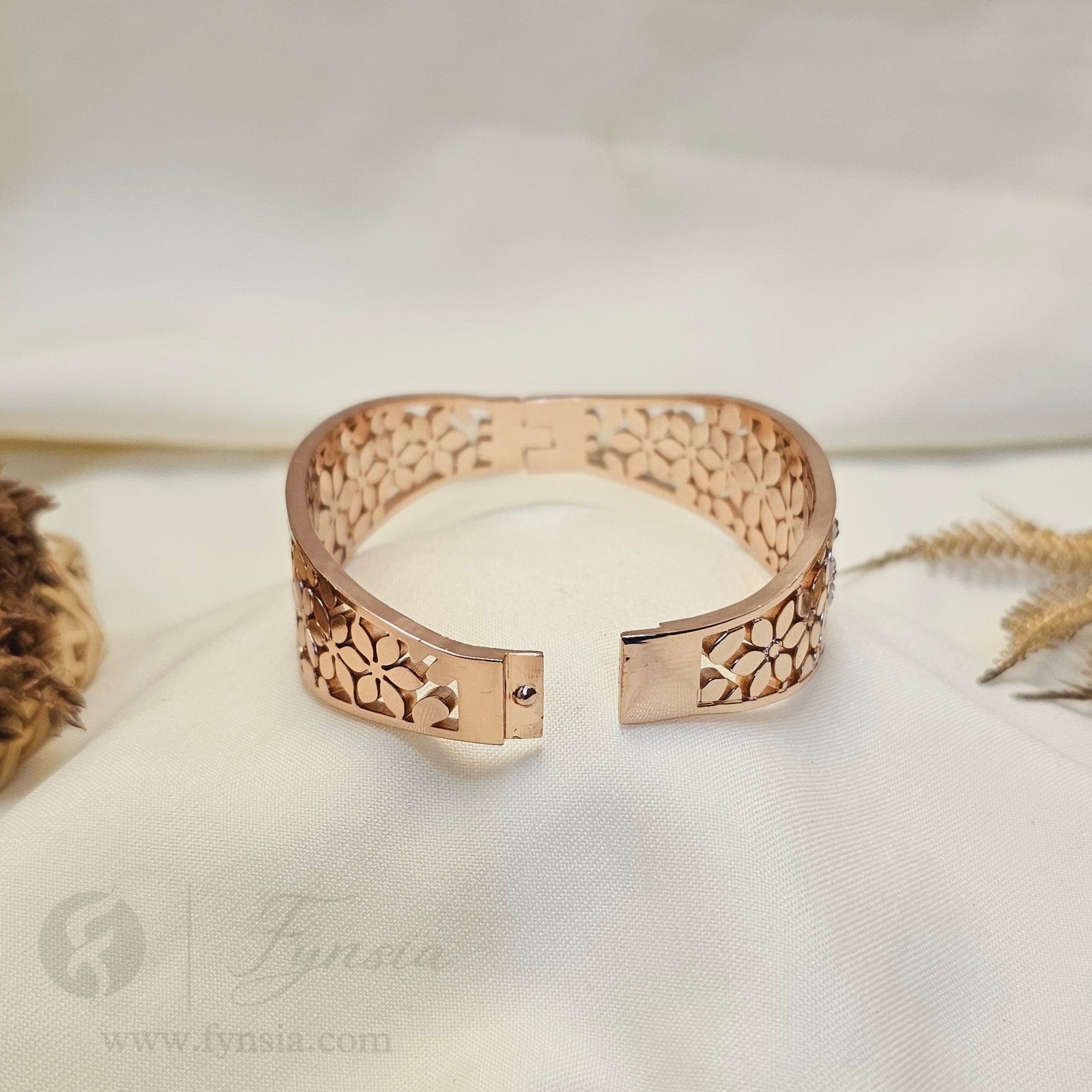 Evara Anti Tarnish Kada – Stainless Steel Bracelet | Fynsia