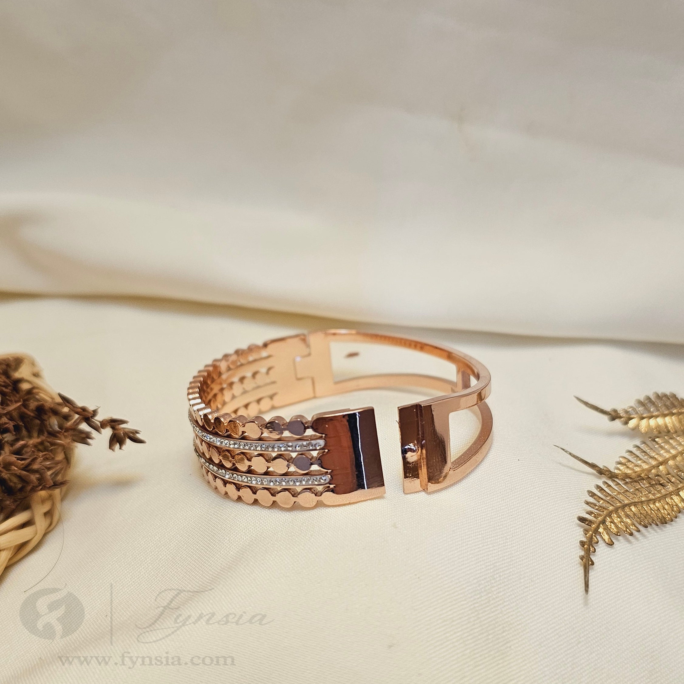 Sia Anti Tarnish Kada – Stainless Steel Bracelet | Fynsia