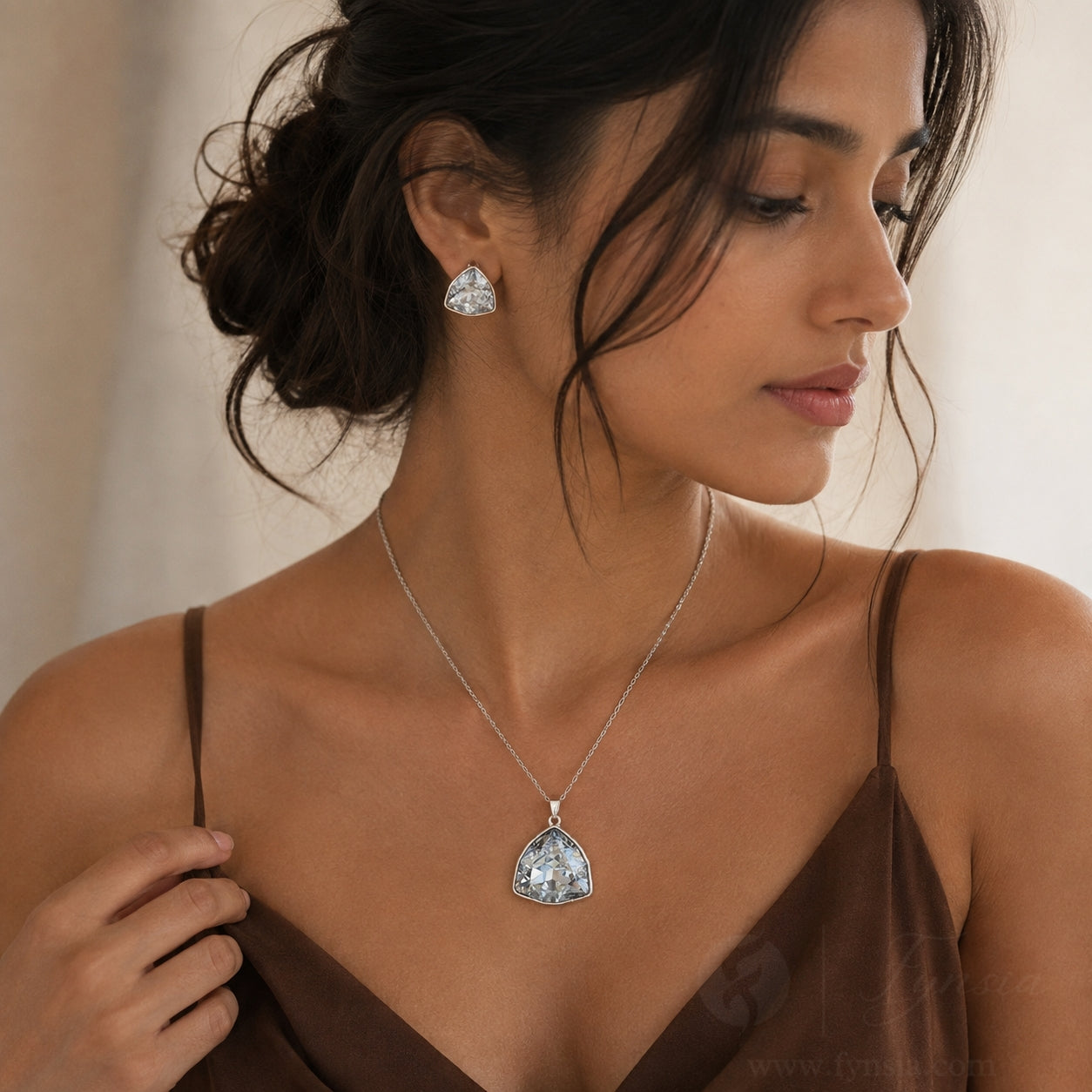Cinderalla Zirconia Silver  Tone Pendant Chain Set With Earrings | Fynsia