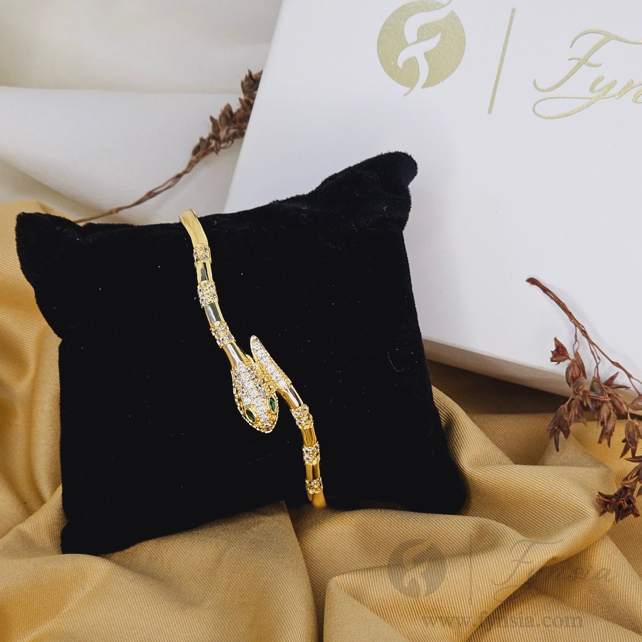 Venom Anti Tarnish Bracelet – Stainless Steel Kada | Fynsia
