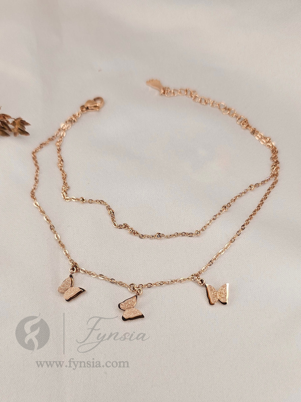 Sehar Rose Gold Stainless Steel Adjustable Bracelet - Anti Tarnish | Fynsia