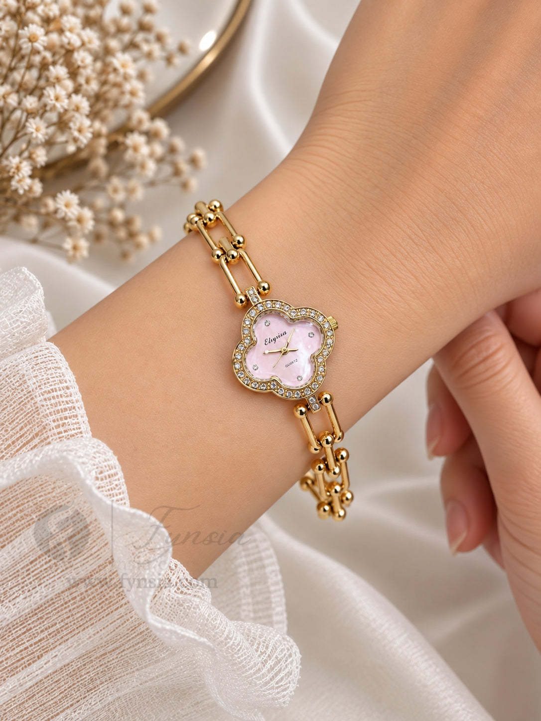 Zayna Golden Pink Clover Dial Chain Belt Women's Watch | Fynsia