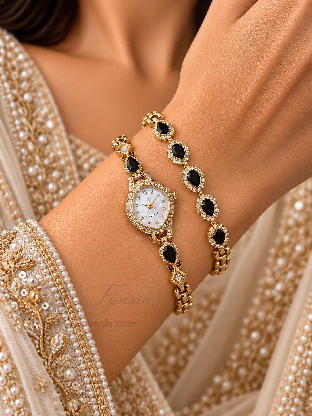 Genelia Golden White Round Dial Black Stone Belt Women's Watch With Bracelet| Fynsia
