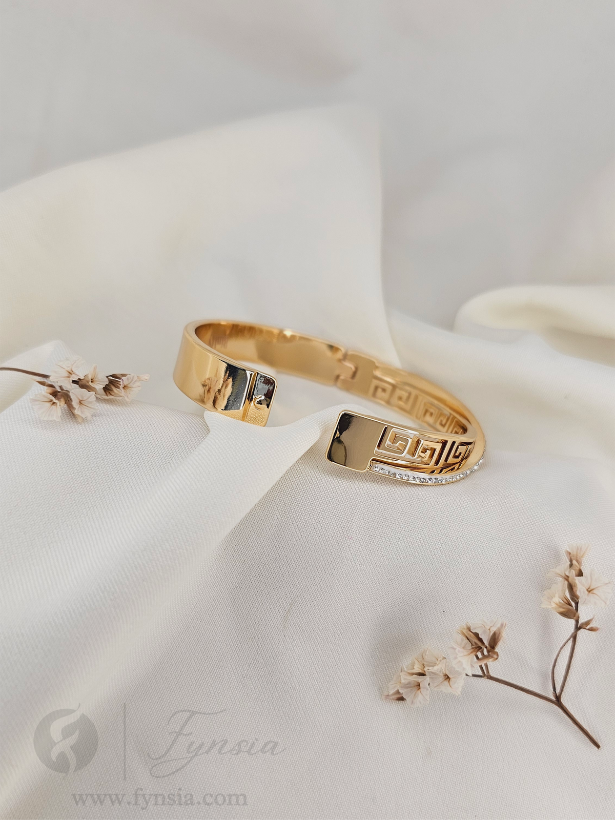 Aria Golden Anti Tarnish Kada – Stainless Steel Bracelet | Fynsia