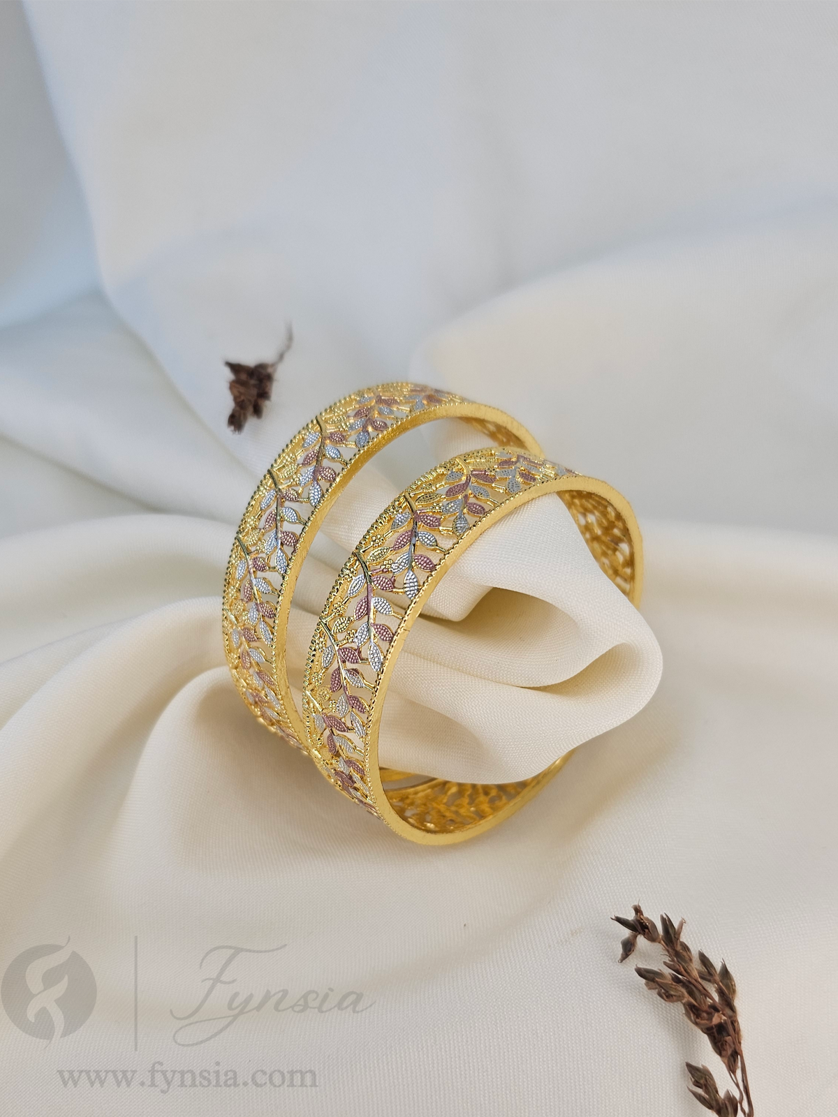 Naznin Golden 2 tone 2pc Bangles | Occasional Wear bangles | Fynsia