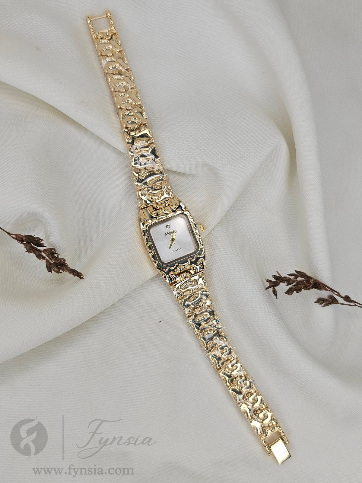 Nimisha Golden White Square Dial Metal Belt Women's Watch | Fynsia