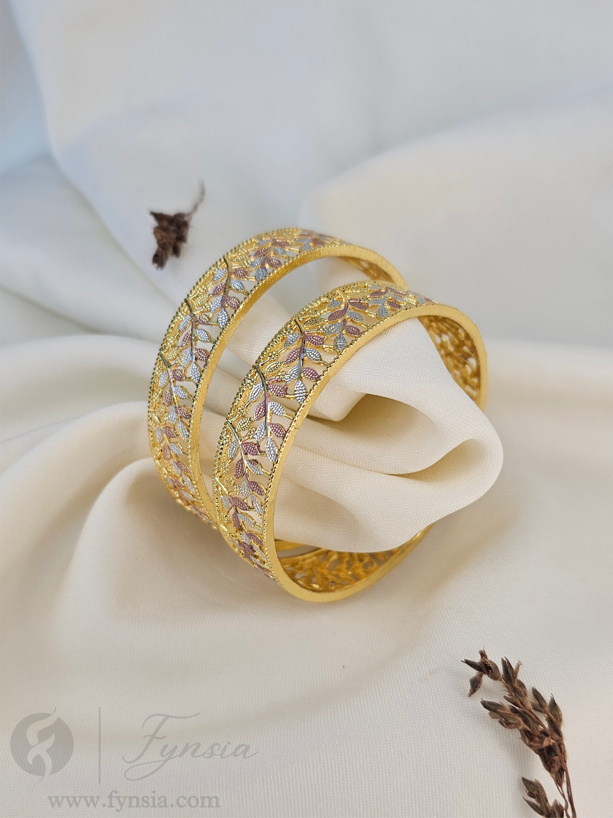 Naznin Golden 2 tone 2pc Bangles | Occasional Wear bangles | Fynsia