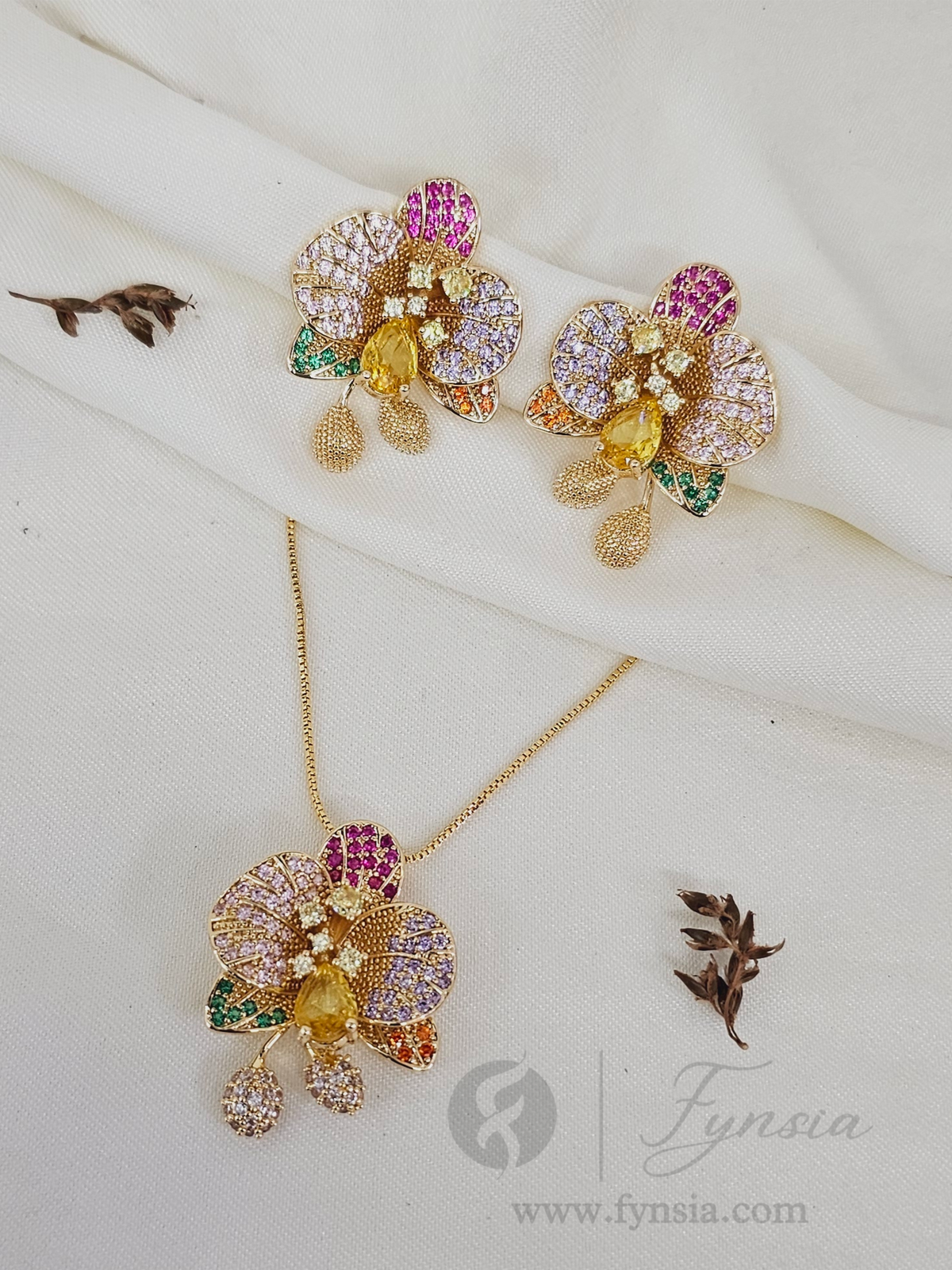 Lubna Zirconia Multi Diamond Golden Tone Pendant Chain Set With Earrings | Fynsia