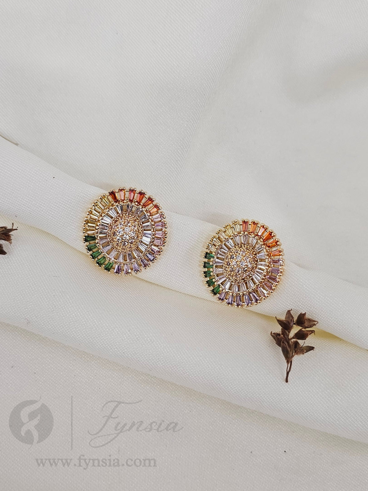 Zahin Zirconia Diamond Golden Tone Pendant Chain Set With Earrings | Fynsia