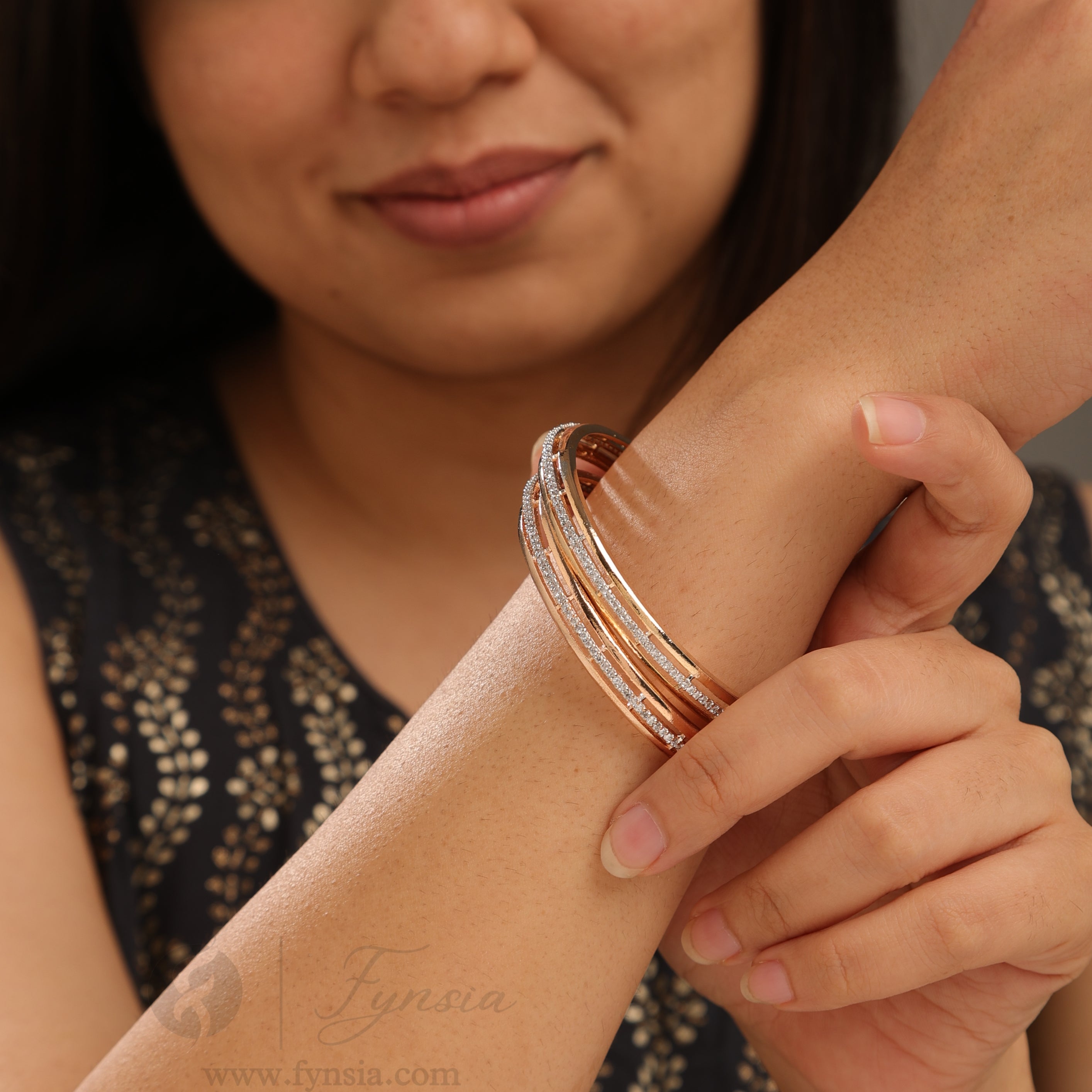 Golden Tira Bangles For Girls And Women