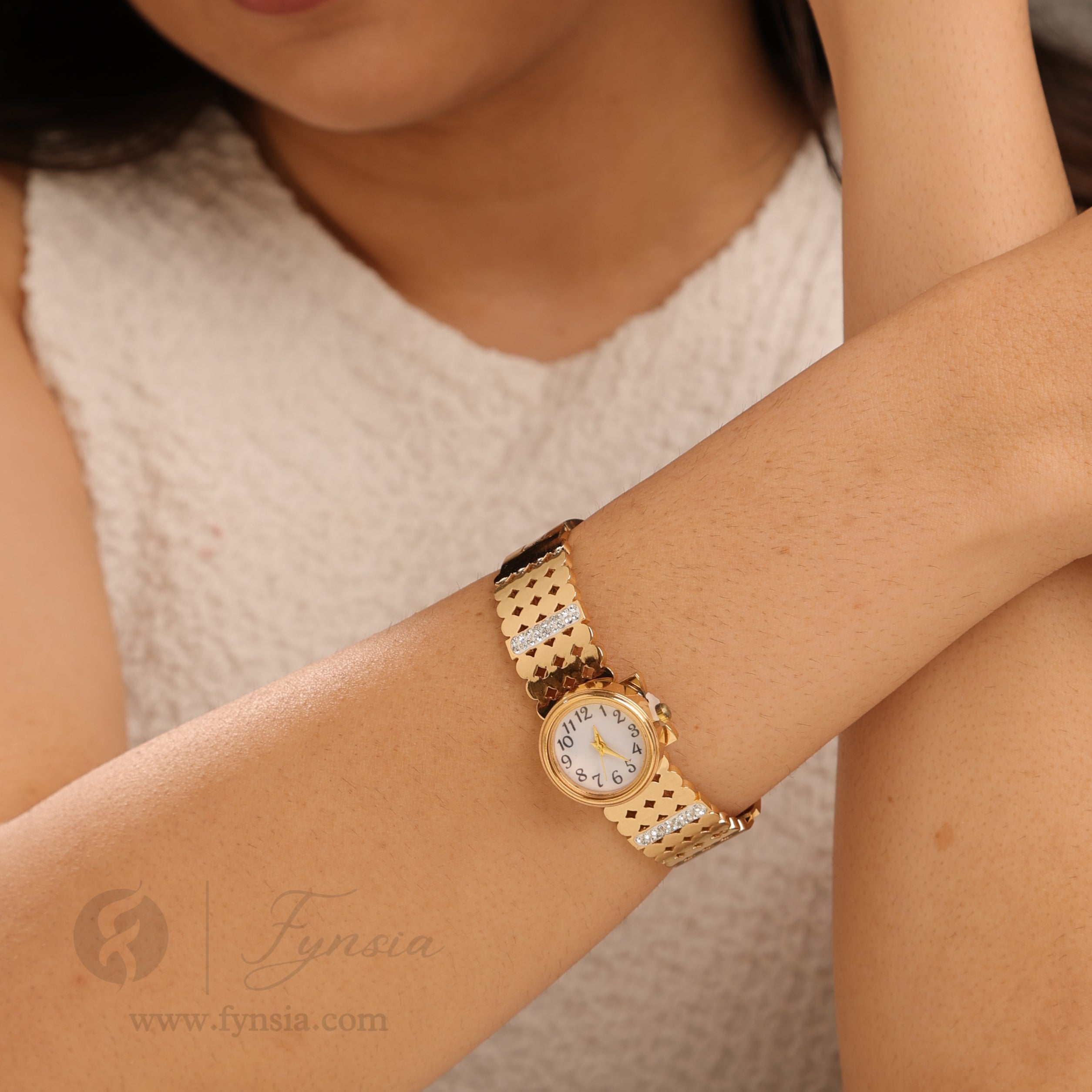 Noir Dial Golden Watch Kada – Anti Tarnish Stainless Steel Bracelet Watch | Fynsia