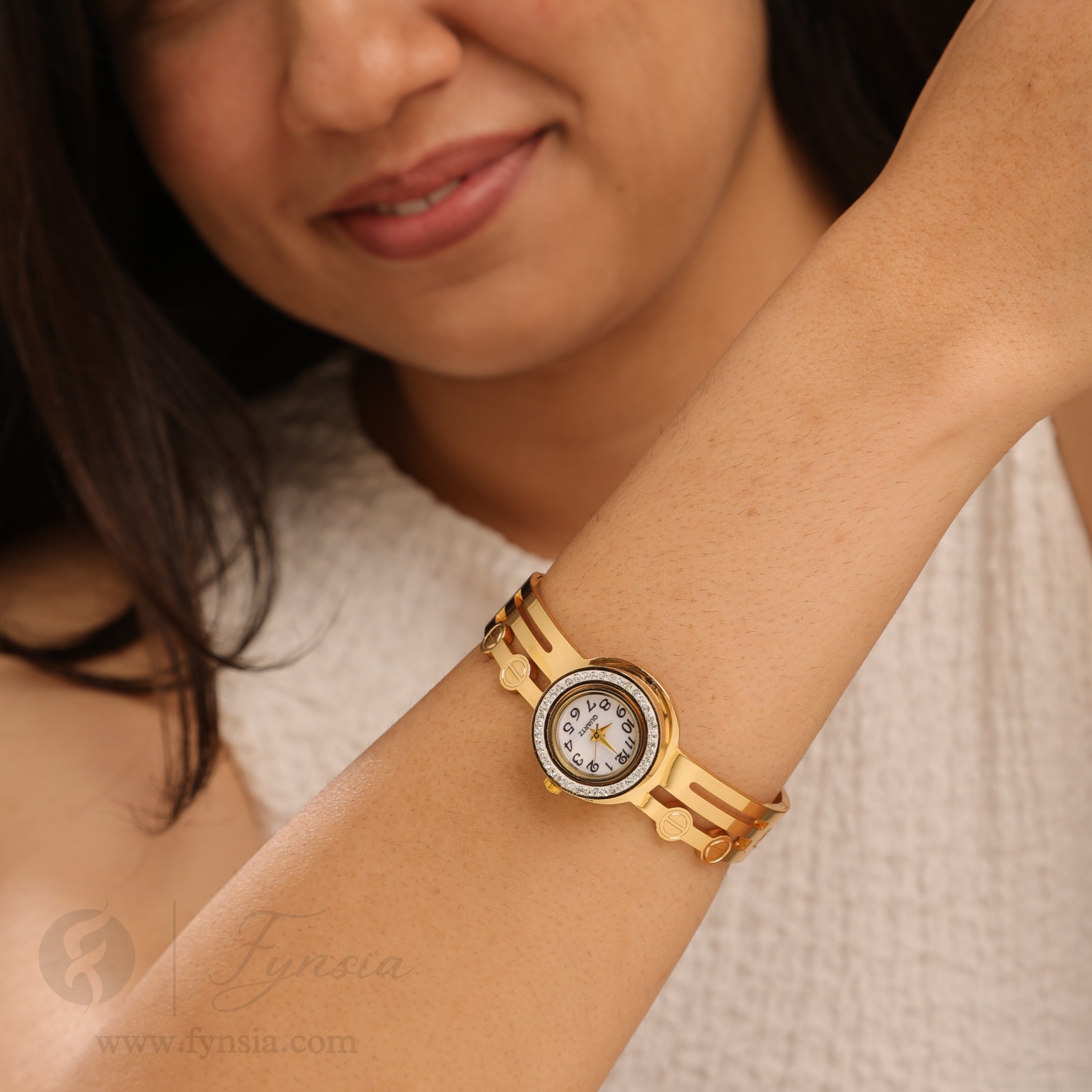 Golden Aura Watch Kada – Luxury Anti Tarnish Stainless Steel Bracelet Watch | Fynsia
