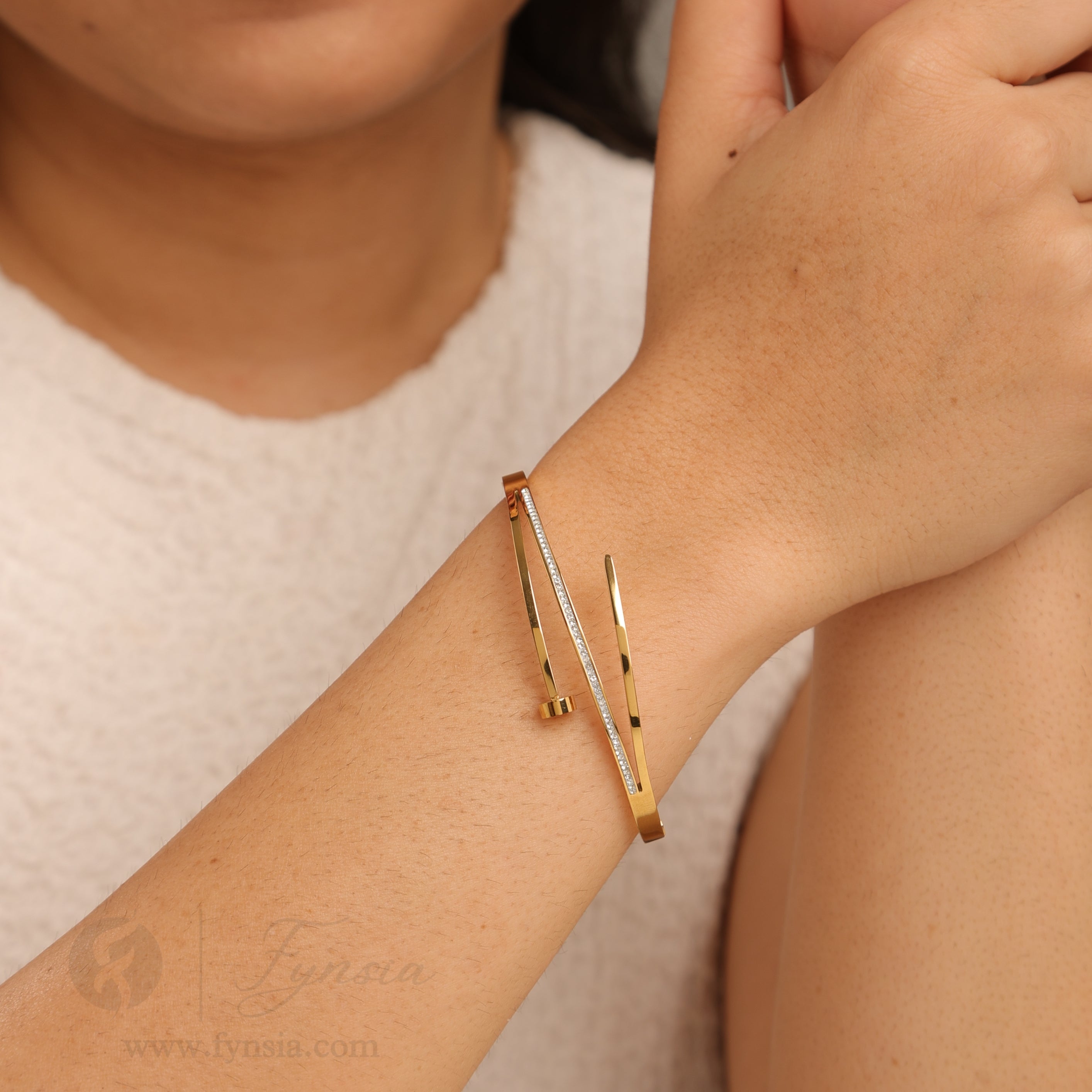 Tashia Golden Anti Tarnish Kada – Stainless Steel Bracelet | Fynsia