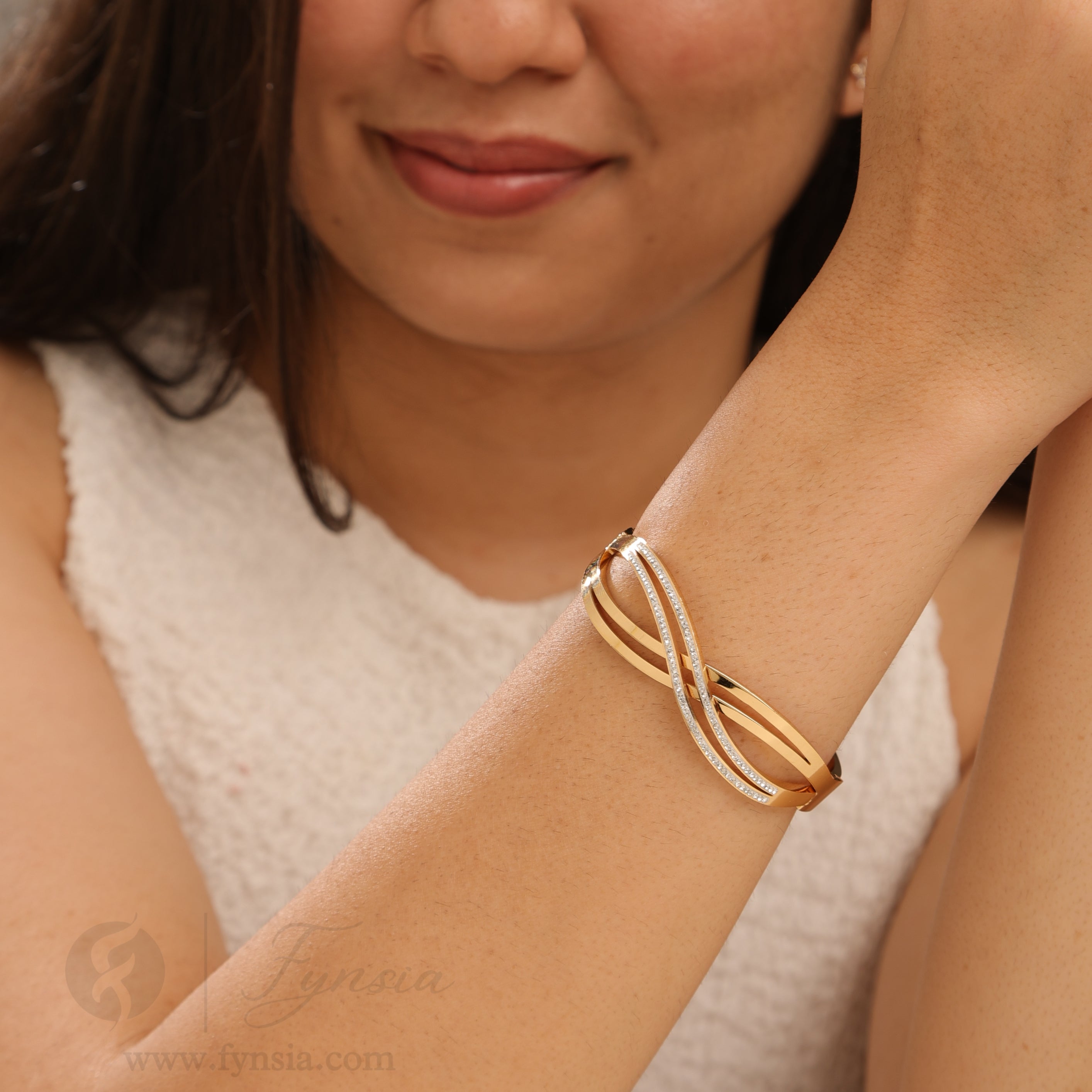 Vanya Golden Anti Tarnish Kada – Stainless Steel Bracelet | Fynsia