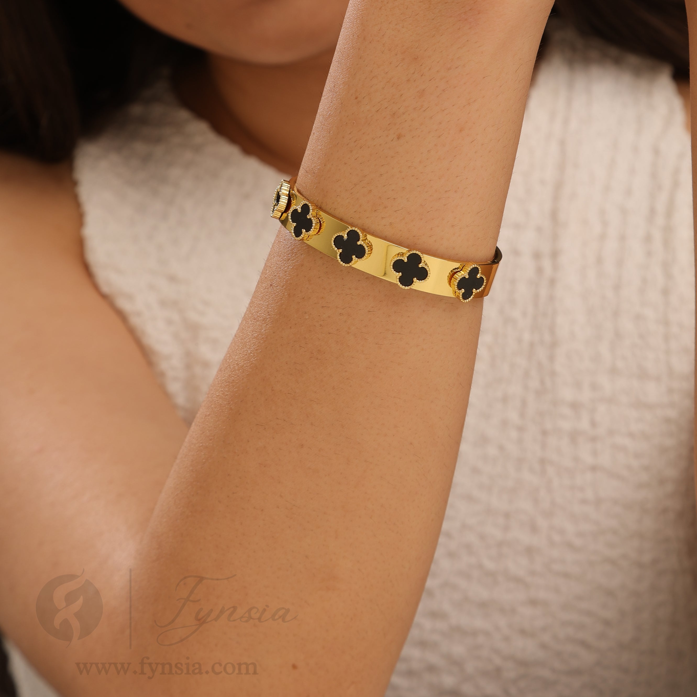 Nigaar Golden Anti Tarnish Kada – Stainless Steel Bracelet | Fynsia