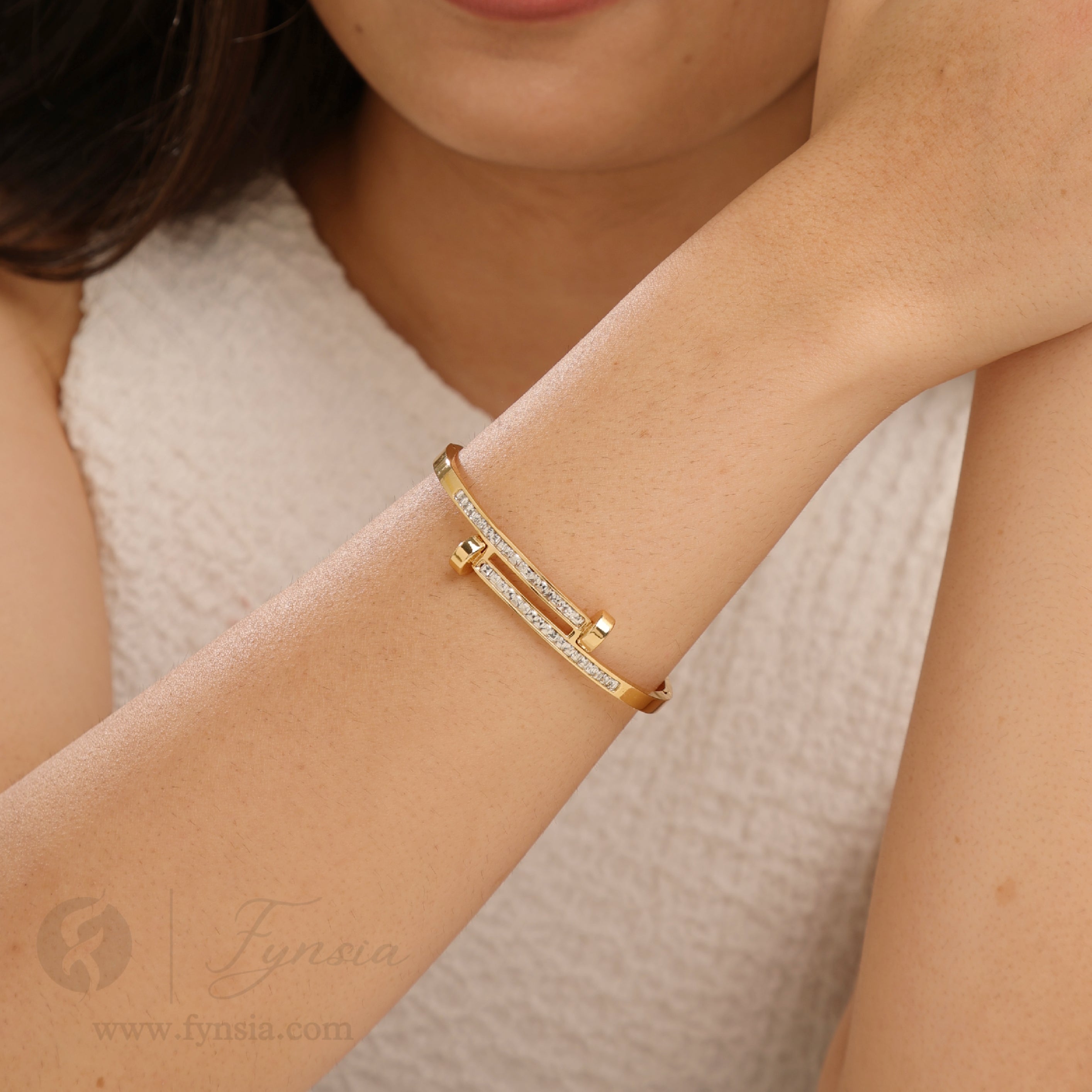 Estelle Golden Anti Tarnish Kada – Stainless Steel Bracelet | Fynsia