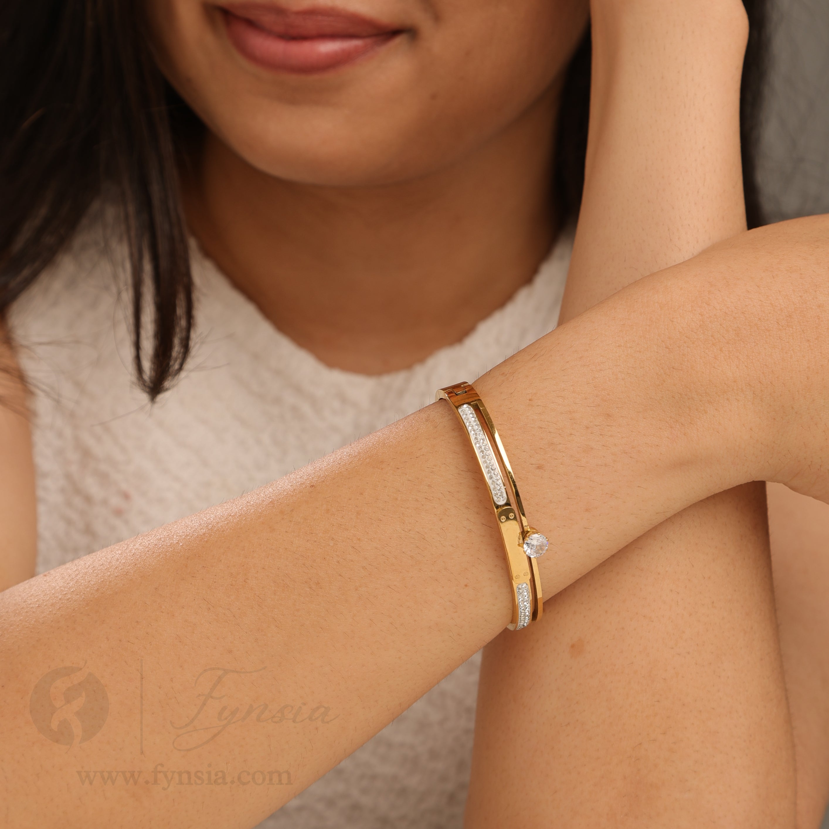 Palak Golden Anti Tarnish Kada – Stainless Steel Bracelet | Fynsia