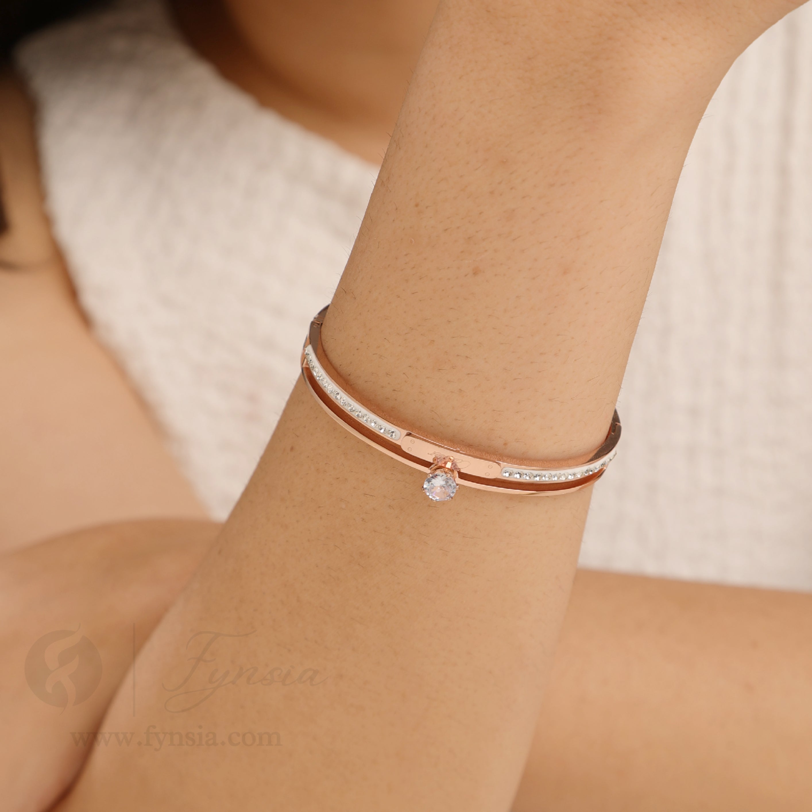 Vihana Rosegold Anti Tarnish Kada – Stainless Steel Bracelet | Fynsia