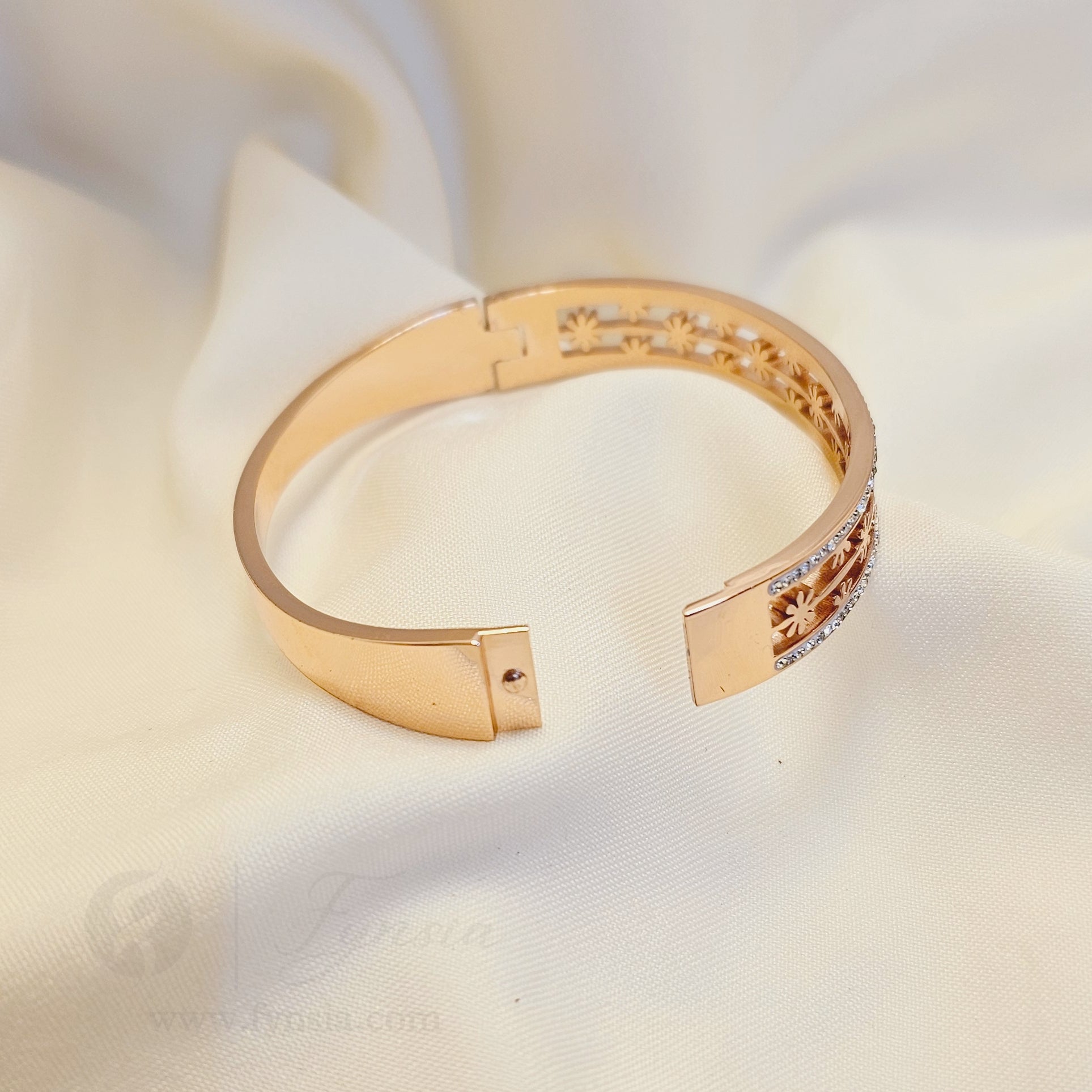 Guluna Rosegold Anti Tarnish Kada – Stainless Steel Bracelet | Fynsia