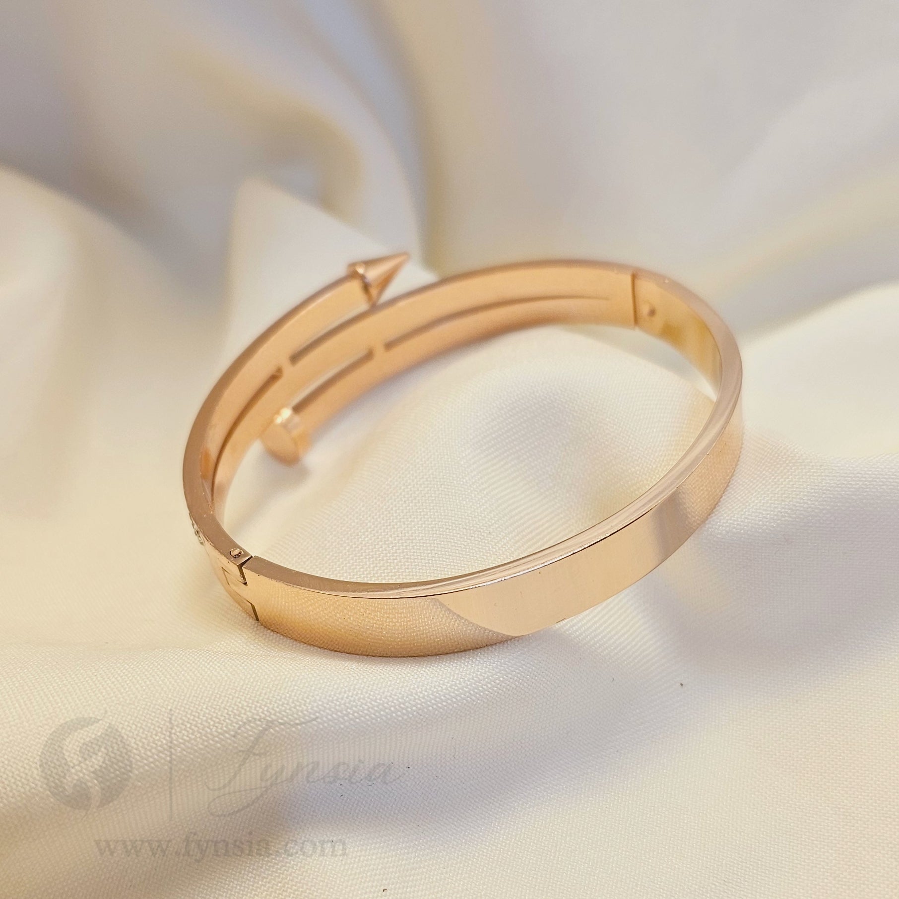 Meira Rosegold Anti Tarnish Kada – Stainless Steel Bracelet | Fynsia
